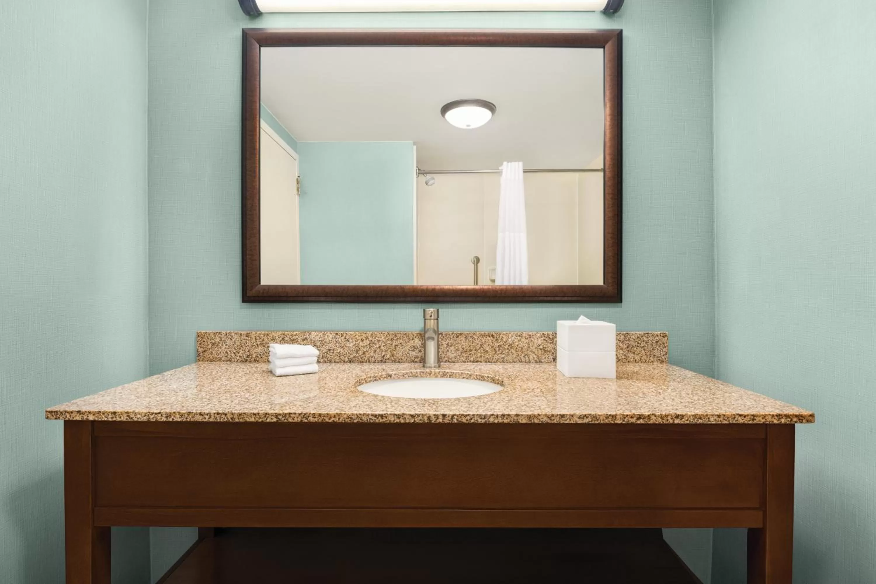 Property building in Hampton Inn & Suites Outer Banks/Corolla