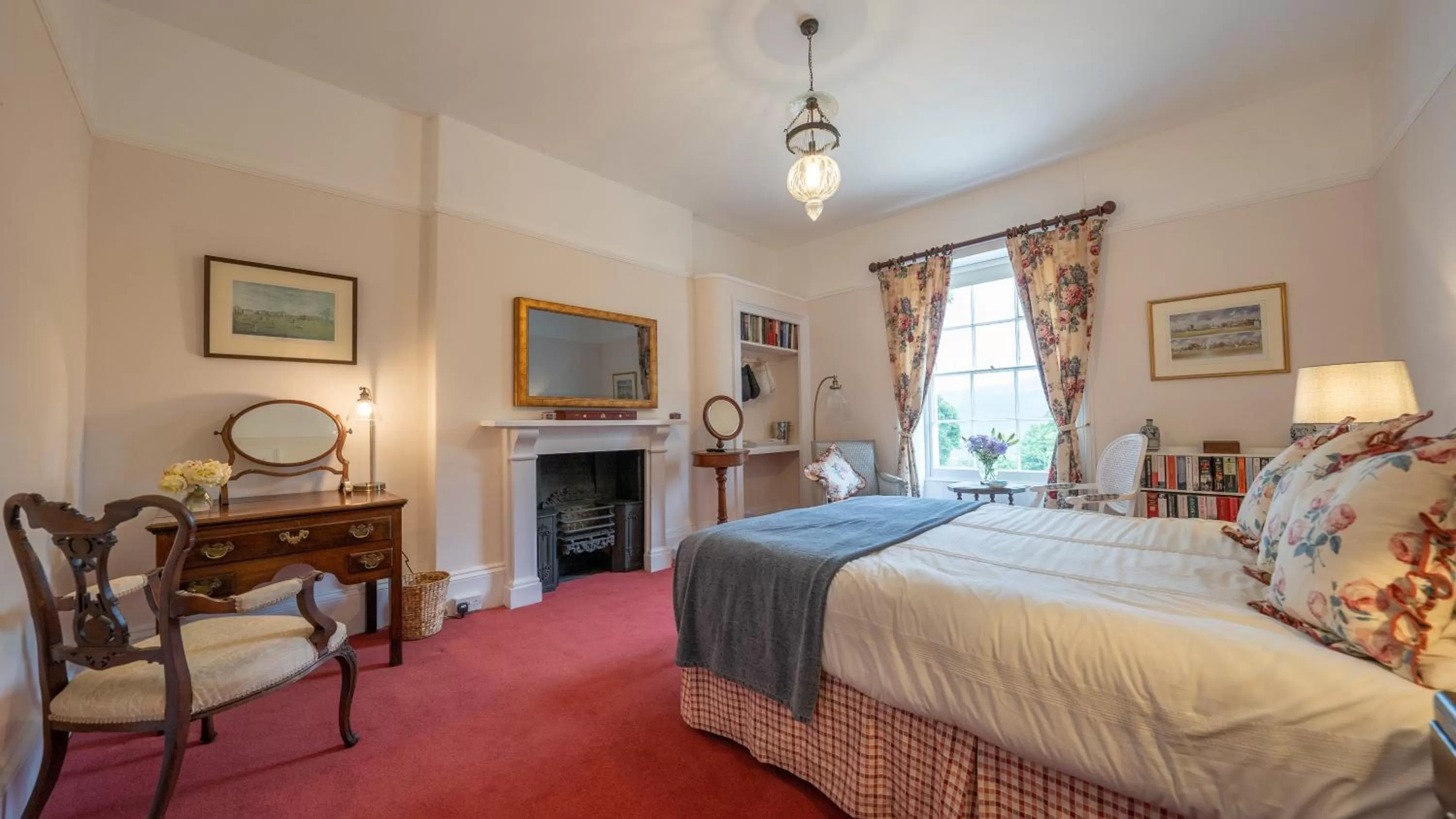 Bedroom in Pantybeiliau House Bed & Breakfast