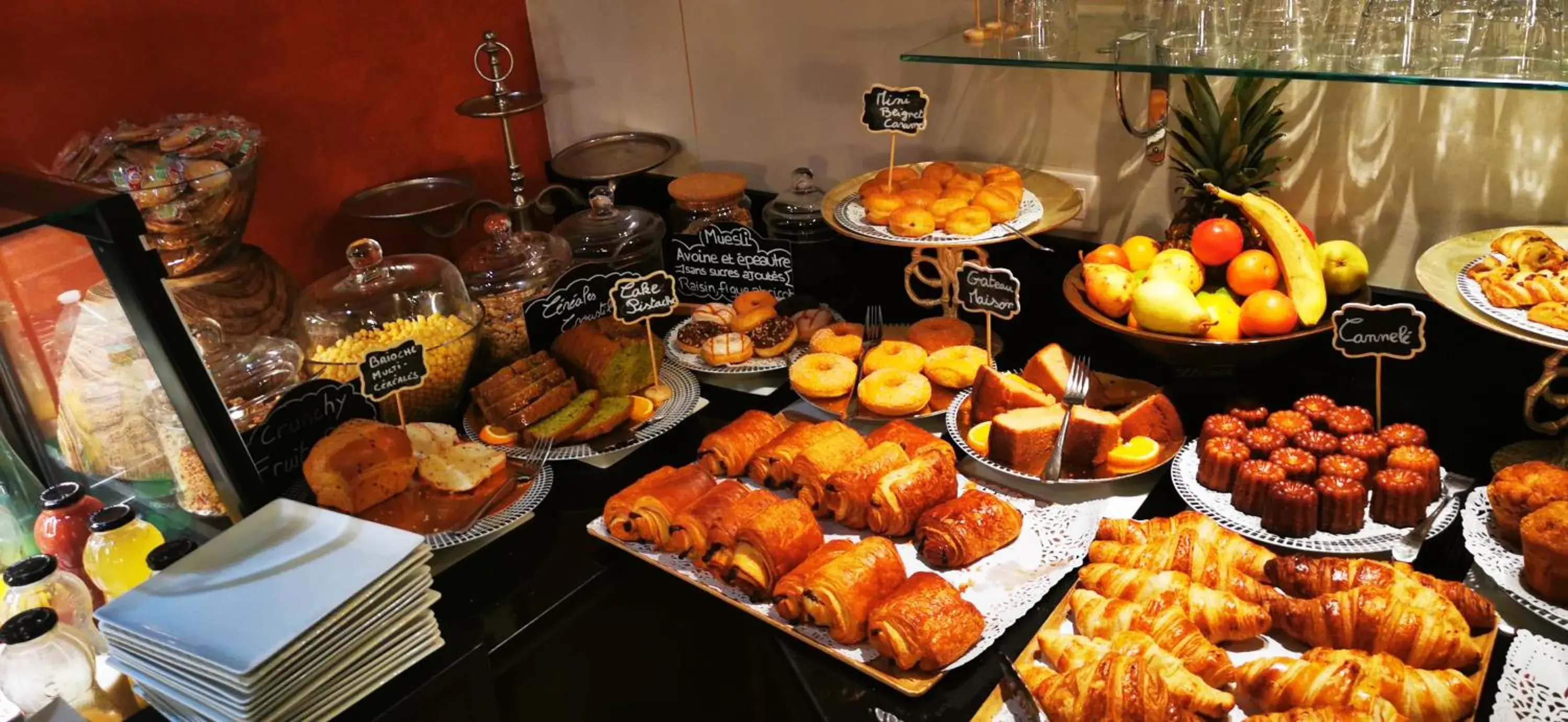 Buffet breakfast, Food in Hotel Acadie Eragny ( ex Comfort Hotel)