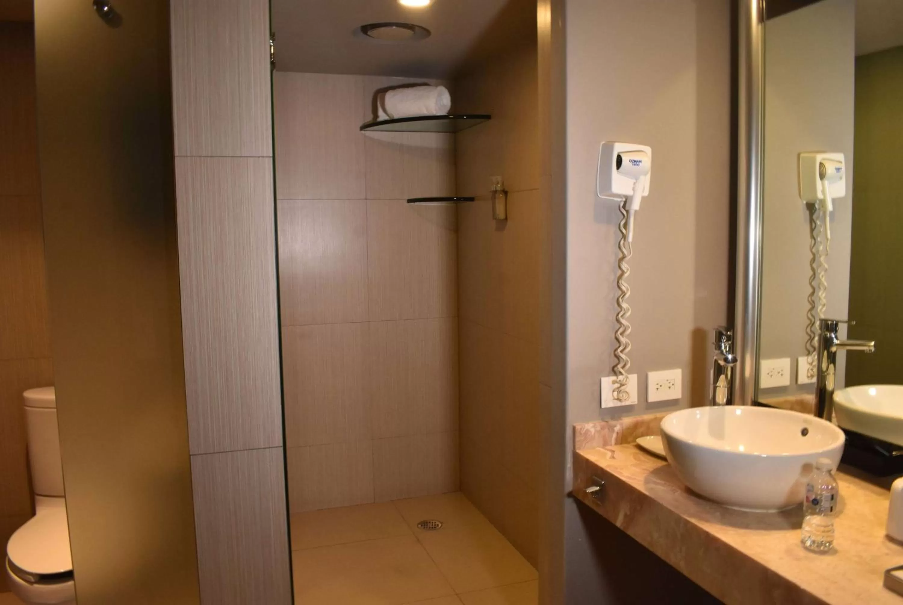 Shower in Ramada by Wyndham Mexico City Santa Fe