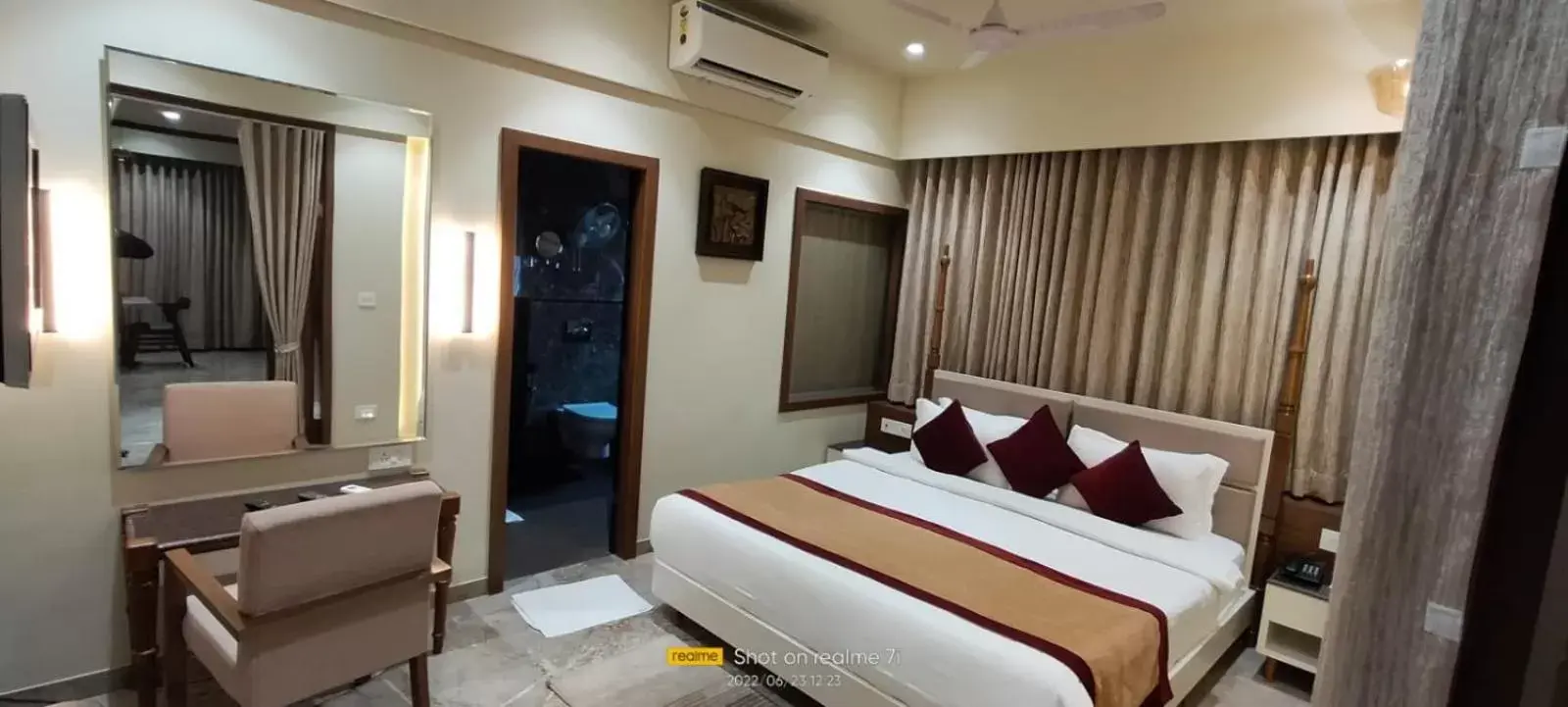 Bed in Hotel Fortune Palace Bed in Hotel Fortune Palace