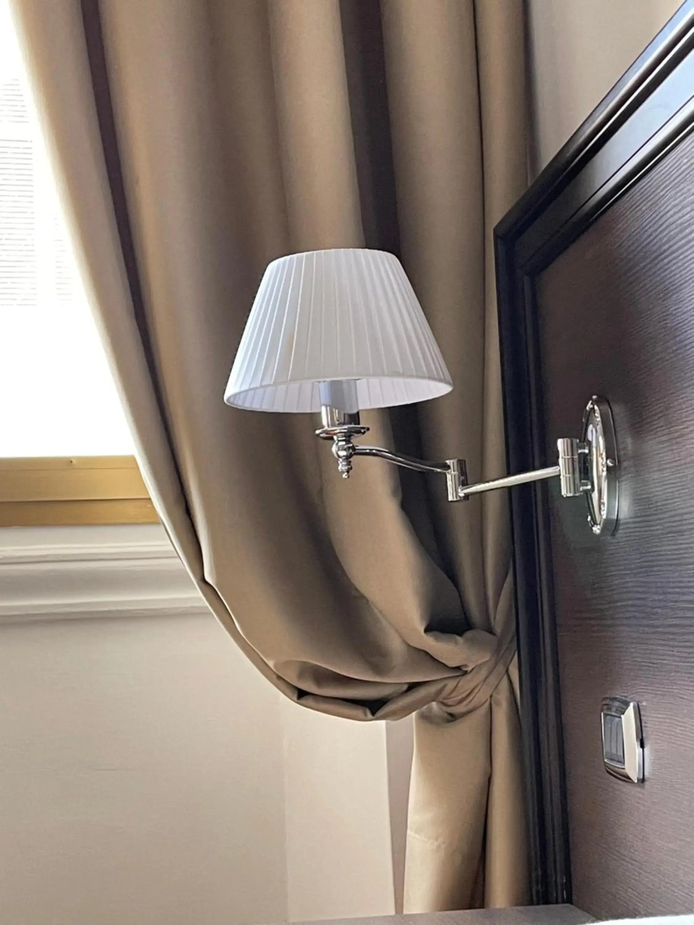 Bed, Bathroom in Hotel Lombardia