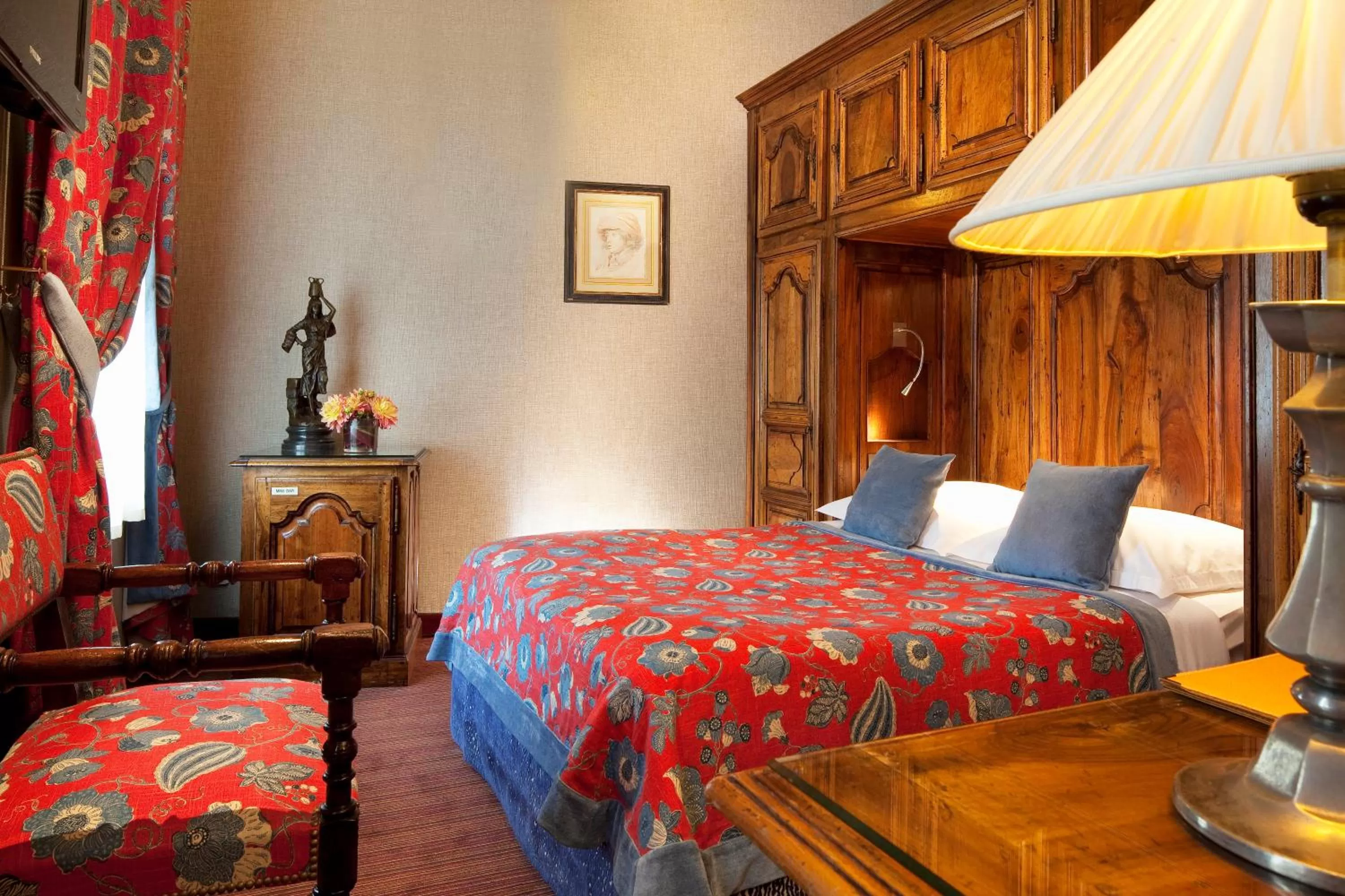 Bedroom, Bed in Hotel Left Bank Saint Germain