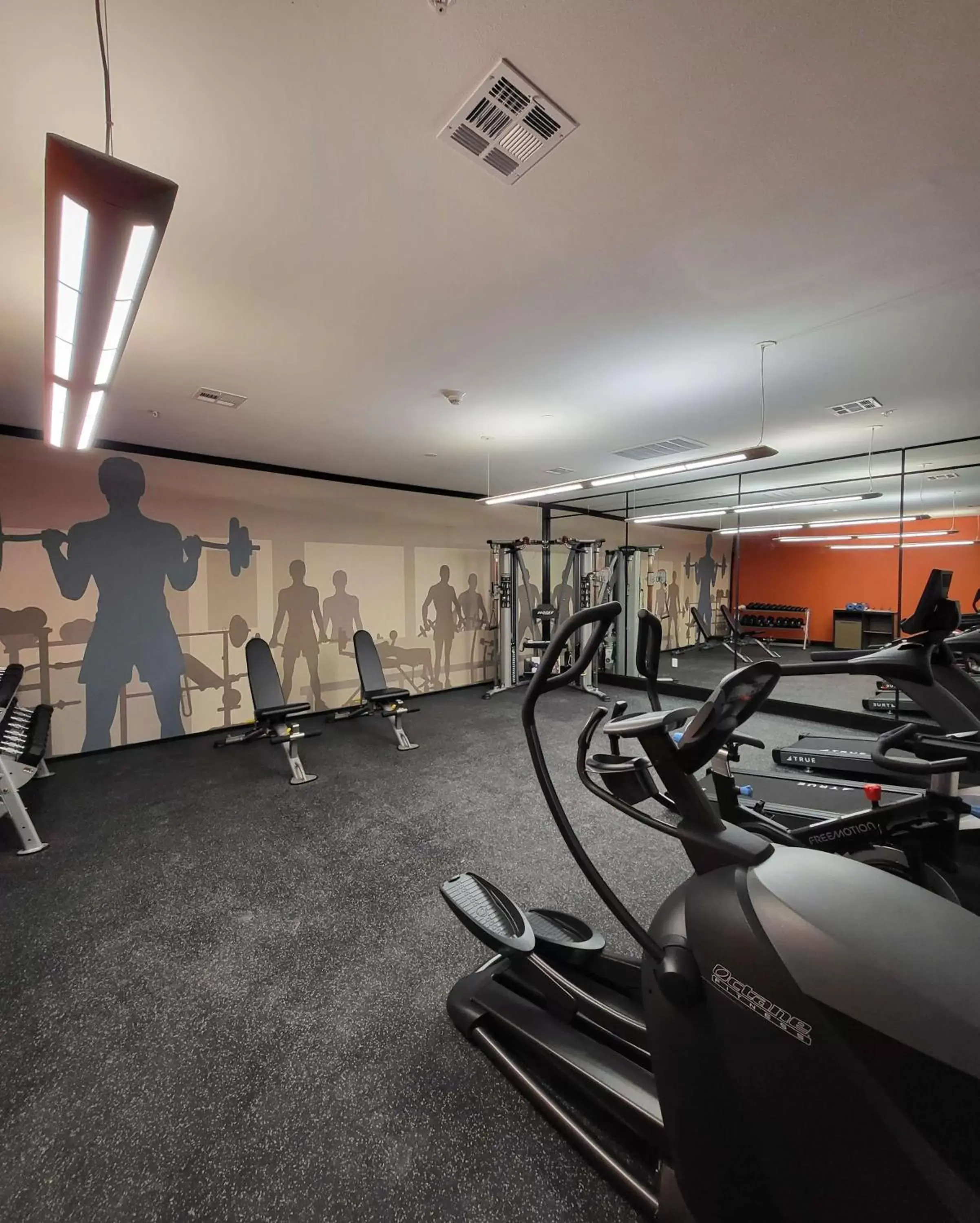Fitness centre/facilities, Fitness Center/Facilities in Best Western Plus Executive Residency Carlsbad Hotel