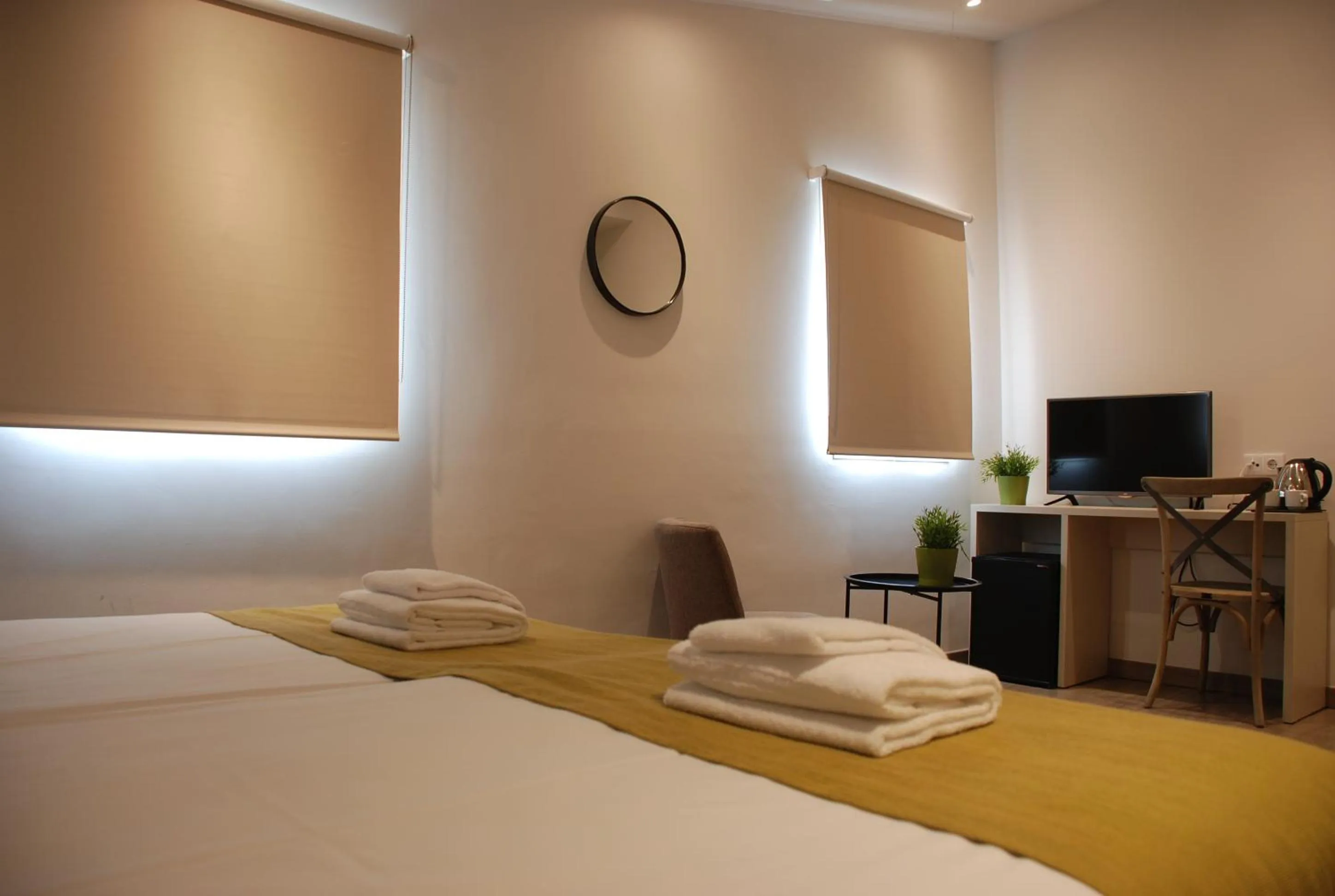 Bedroom, Bed in Hotel San Lorenzo Boutique Plaza