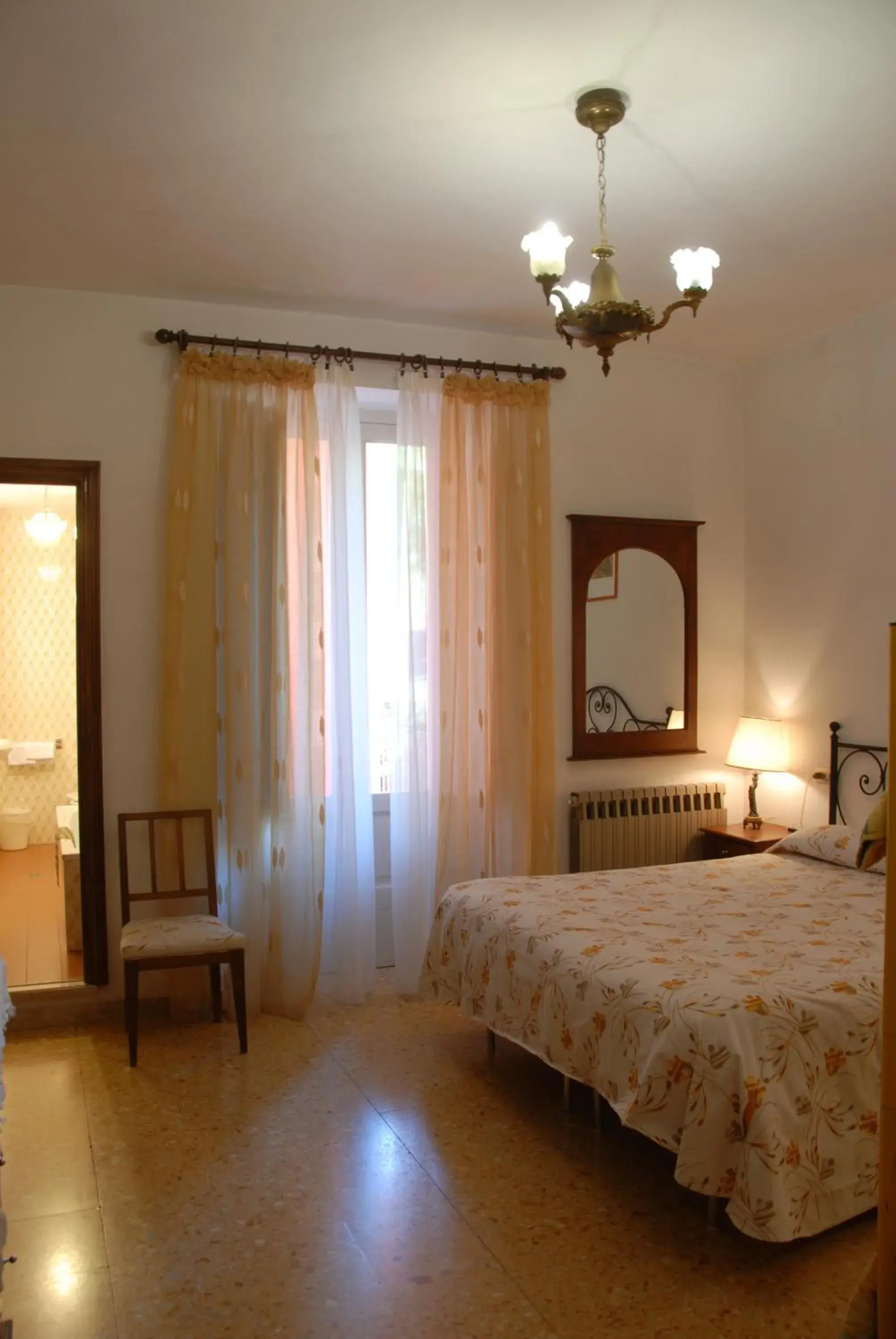 Photo of the whole room, Bed in Hotel Roma