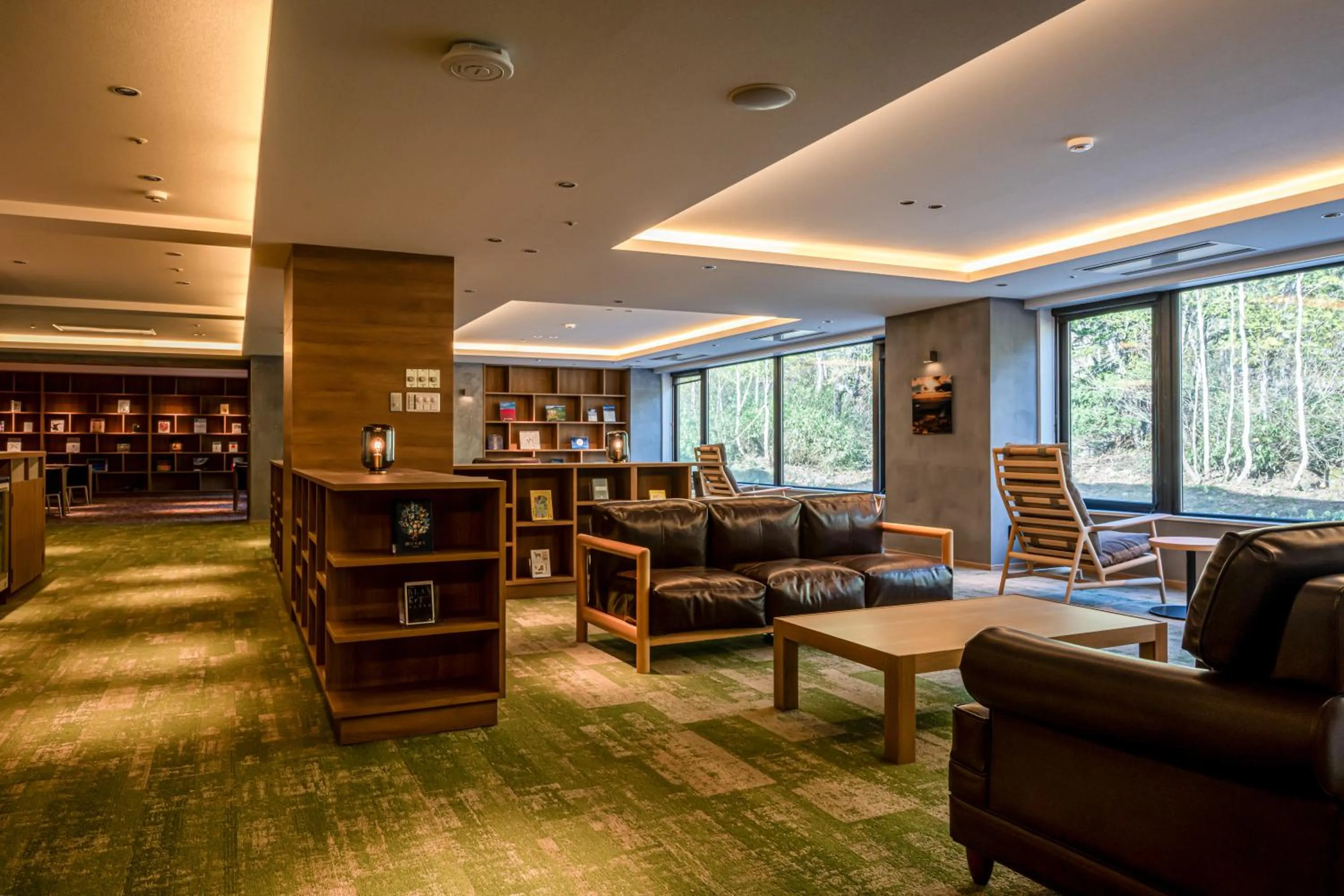 Library in Higashikawa Asahidake Onsen Hotel Bear Monte
