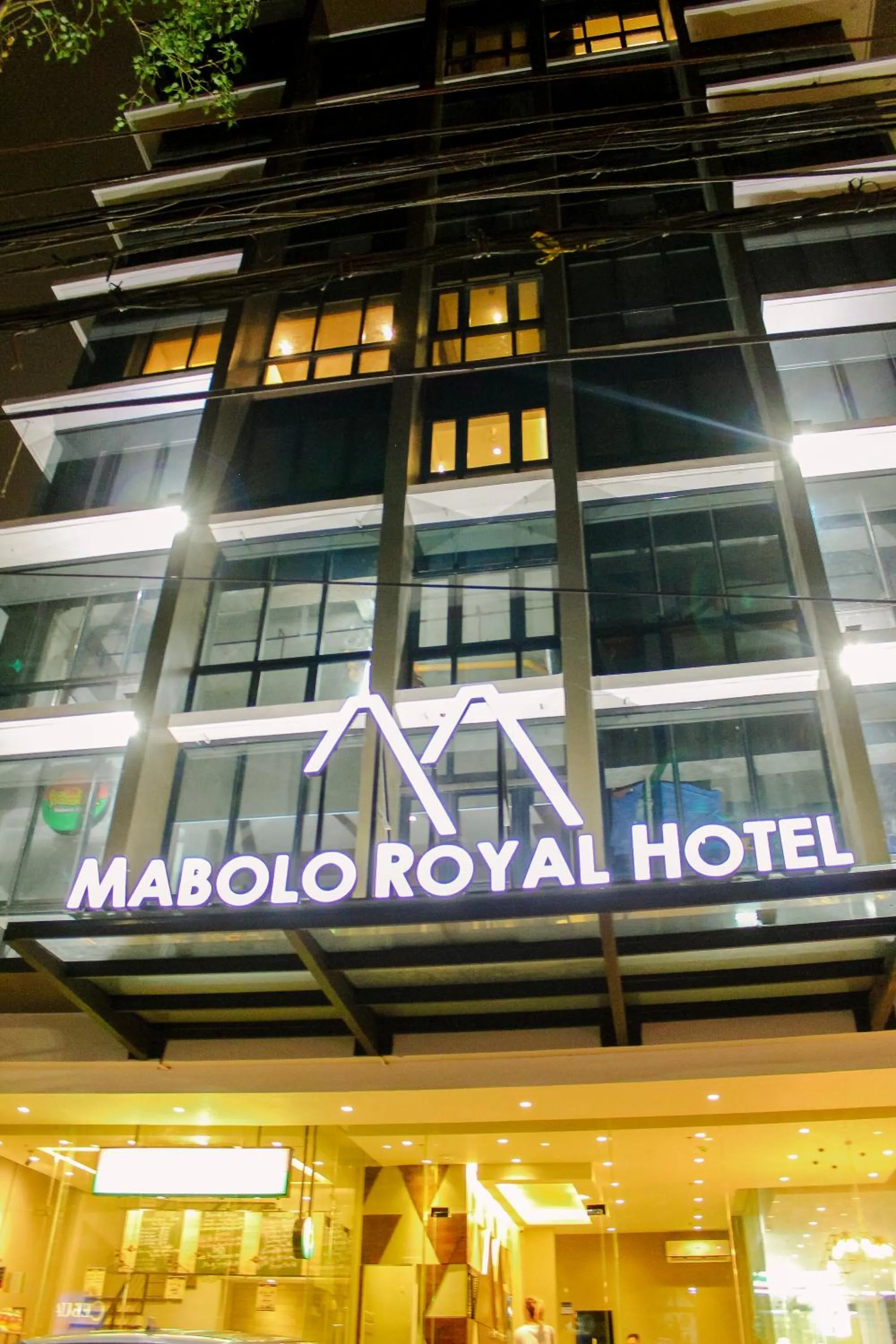 Facade/entrance in Mabolo Royal Hotel
