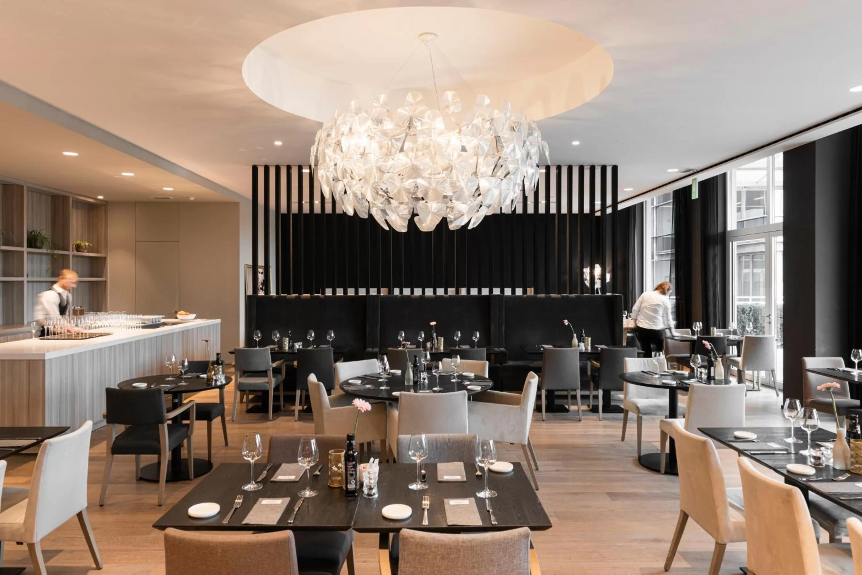 Restaurant/places to eat in Mercure Roeselare