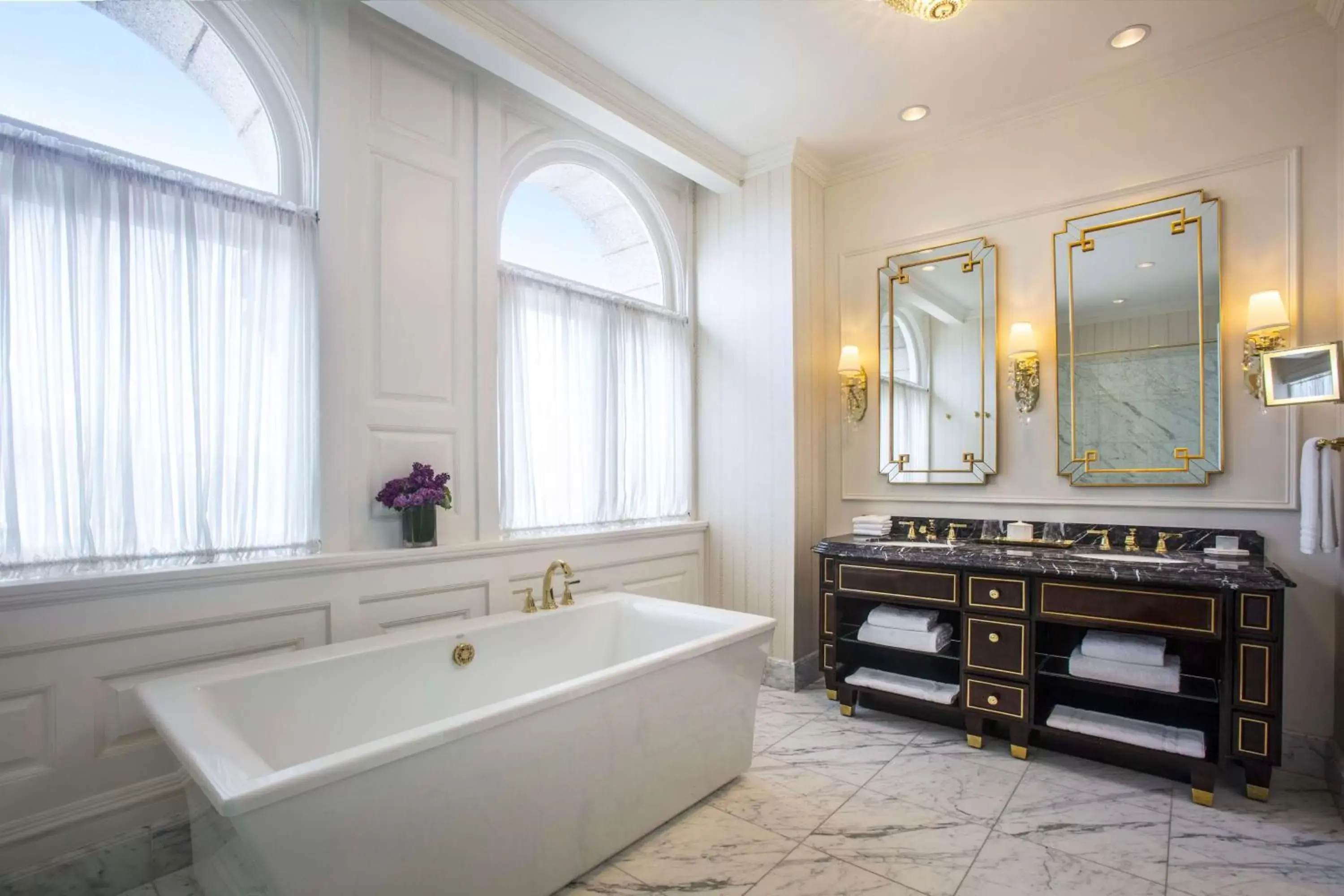 Bathroom in Waldorf Astoria Washington DC Bathroom in Waldorf Astoria Washington DC