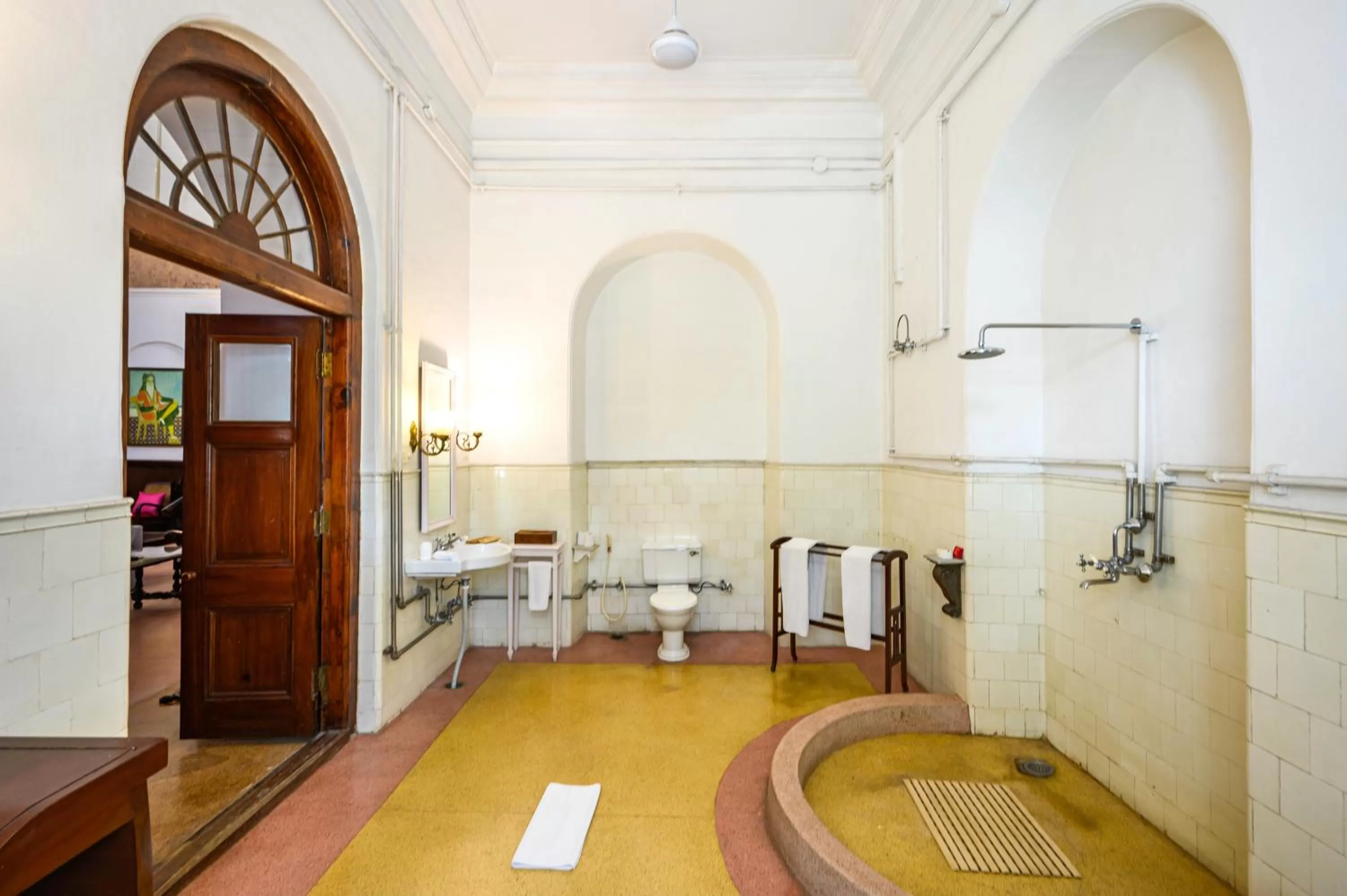 Shower in Neemrana's - Baradari Palace