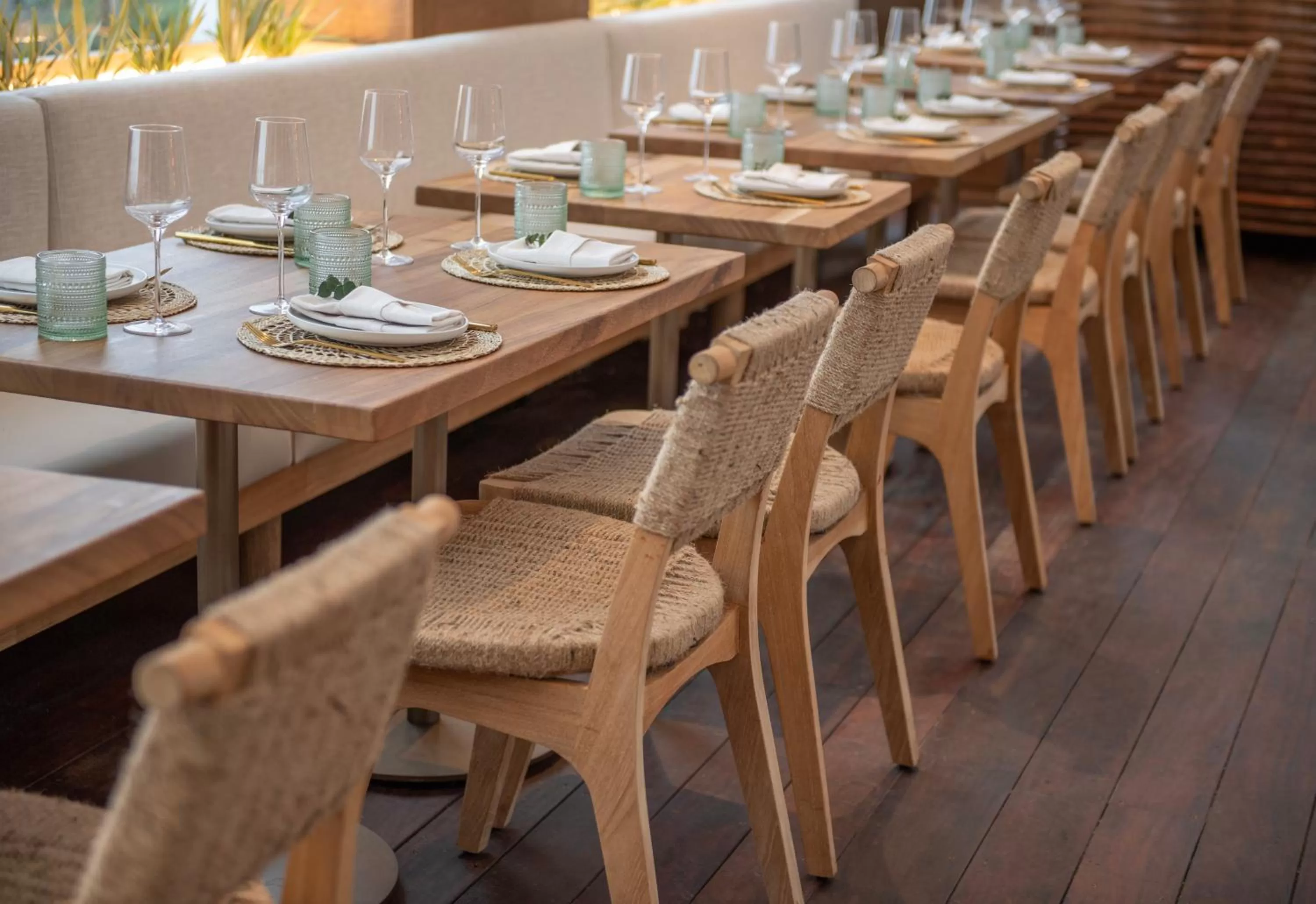 Restaurant/places to eat in Mondrian Los Angeles