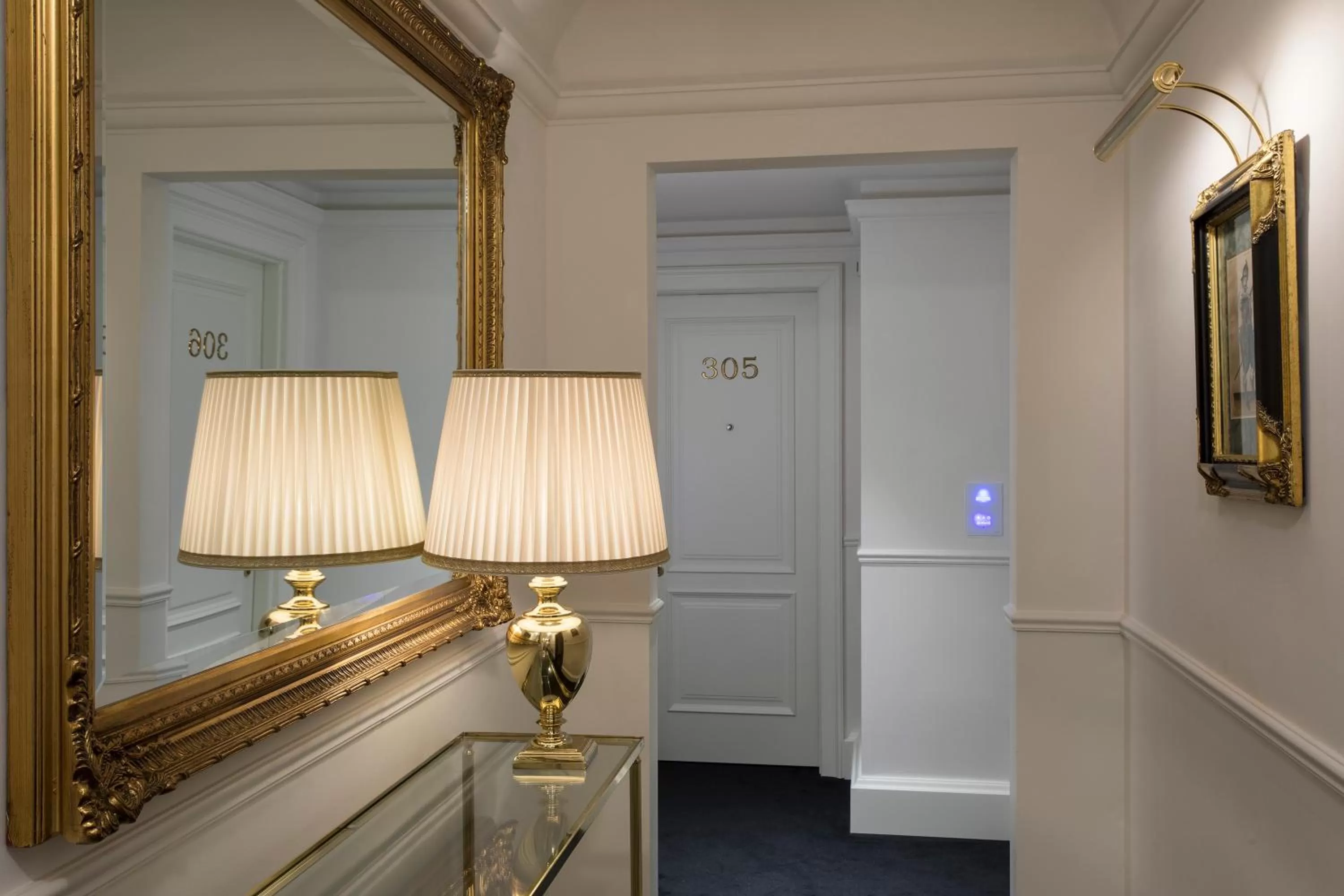 Photo of the whole room in Grand Hotel Duchi d'Aosta