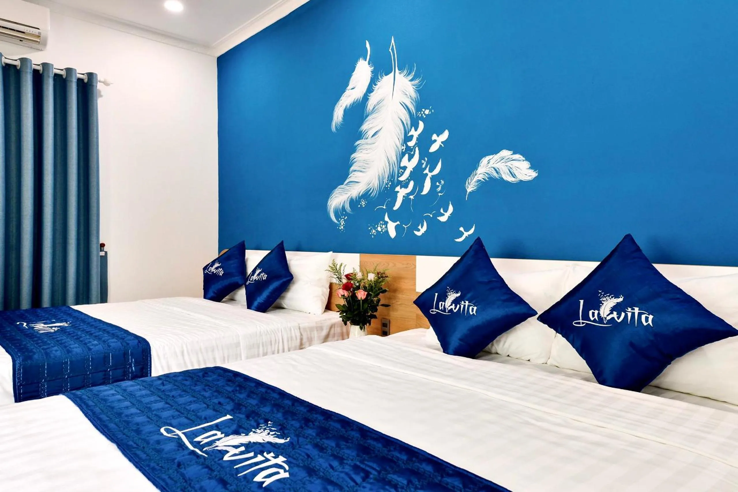 Bed in La Vita Hotel