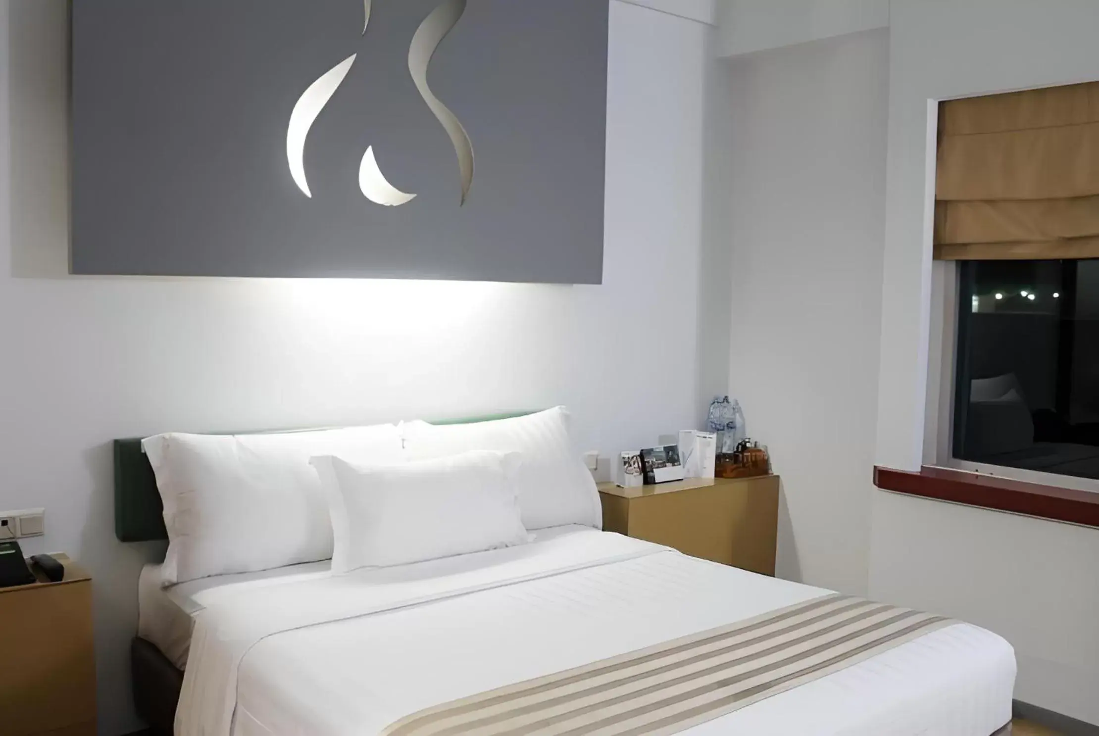 Bed in Sparks Life Jakarta, ARTOTEL Curated