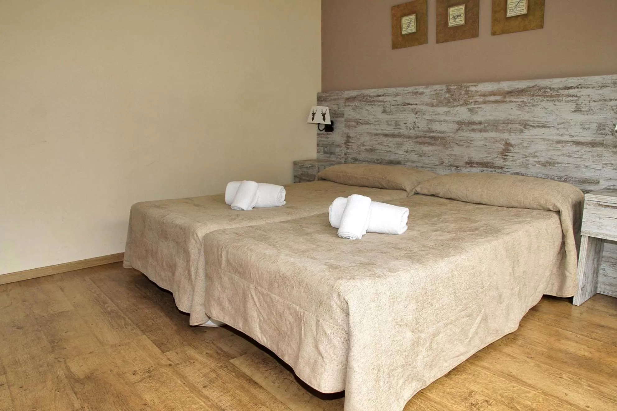 Bed in Aparthotel La Vall Blanca
