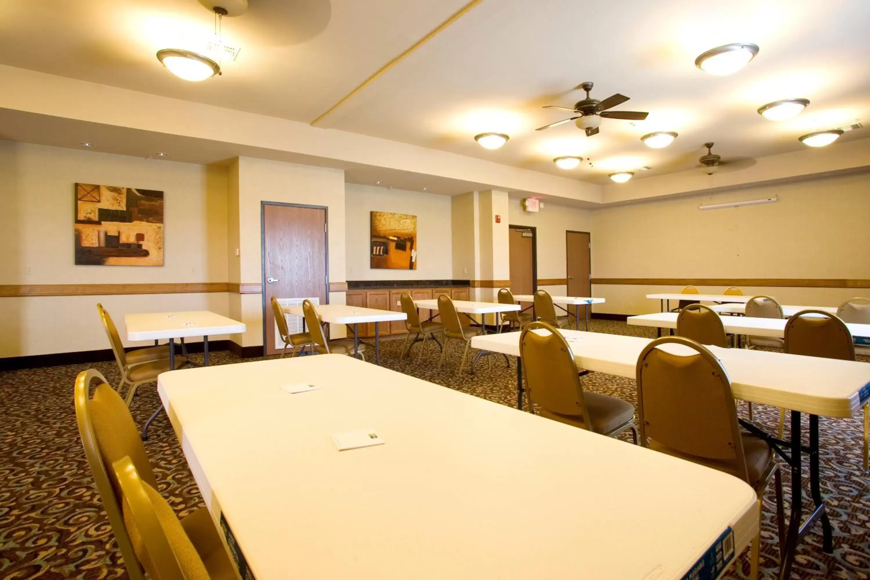 Meeting/conference room in Holiday Inn Express Hotel and Suites Kingsville, an IHG Hotel