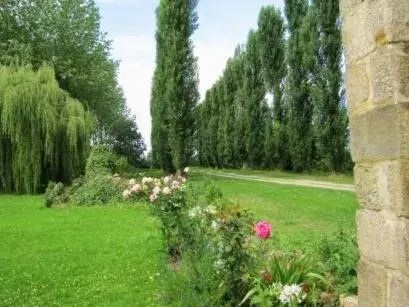 Garden in Les Trauchandieres de Saint Malo
