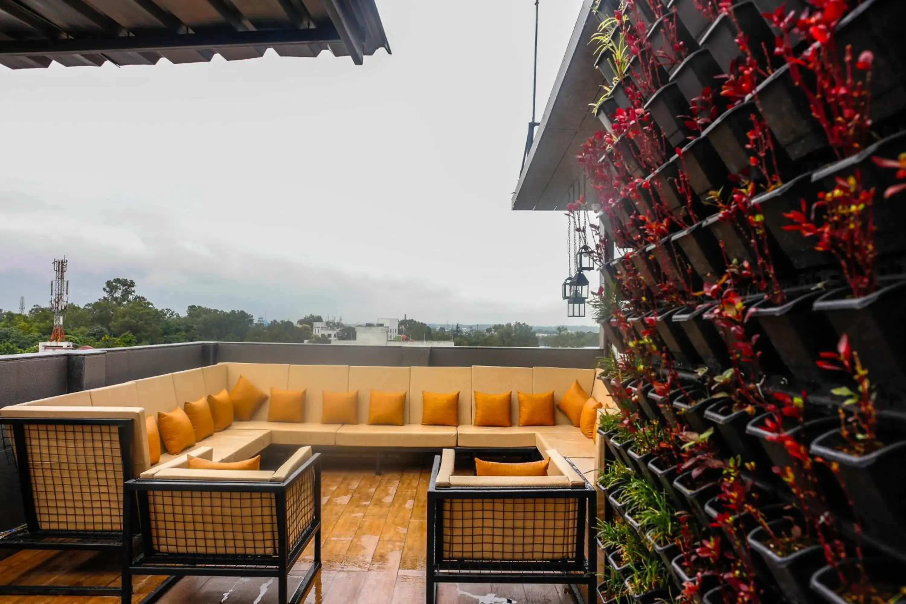 Balcony/Terrace in Capitol Residency