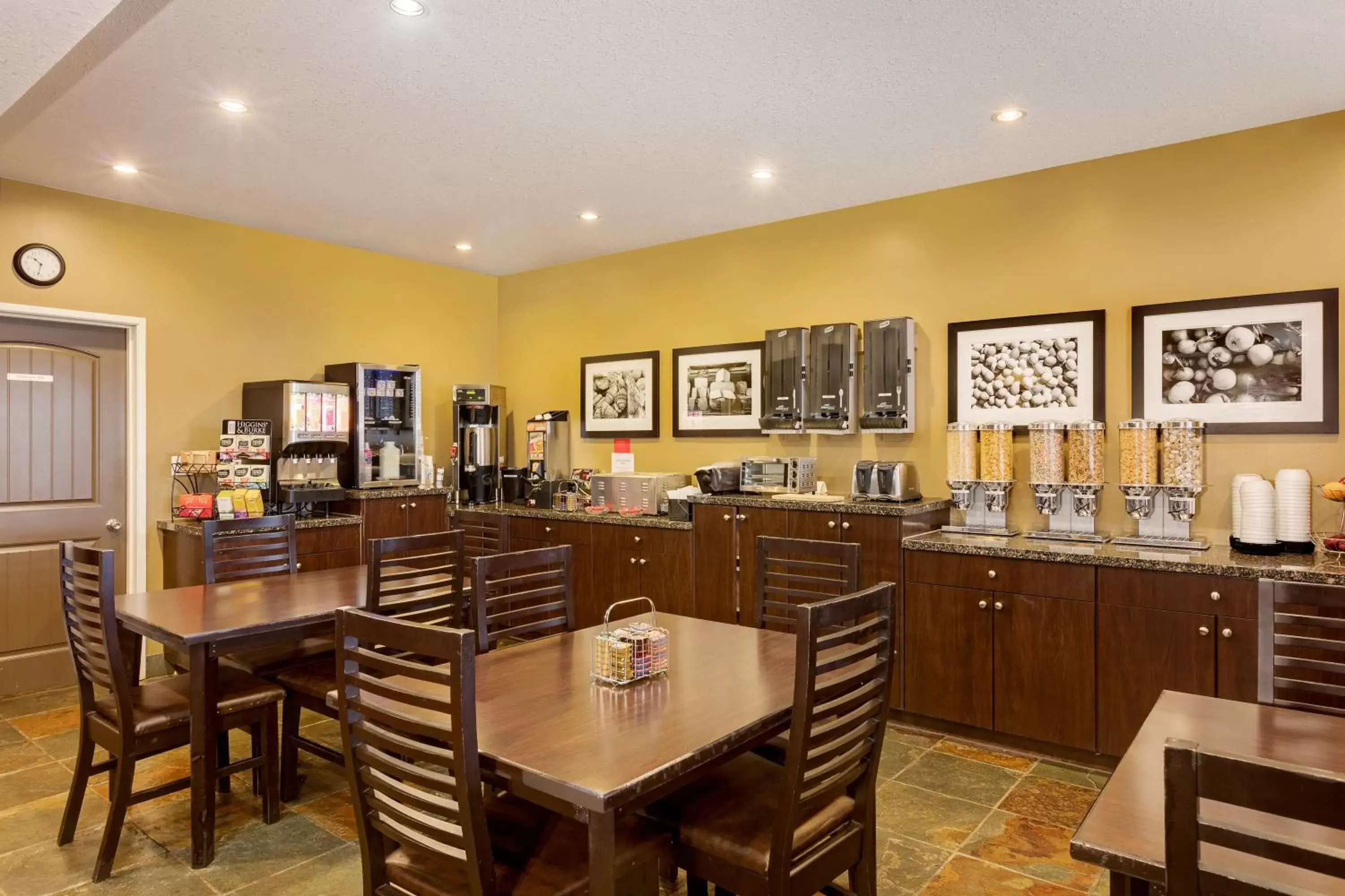 Continental breakfast, Restaurant/Places to Eat in Ramada by Wyndham Cold Lake