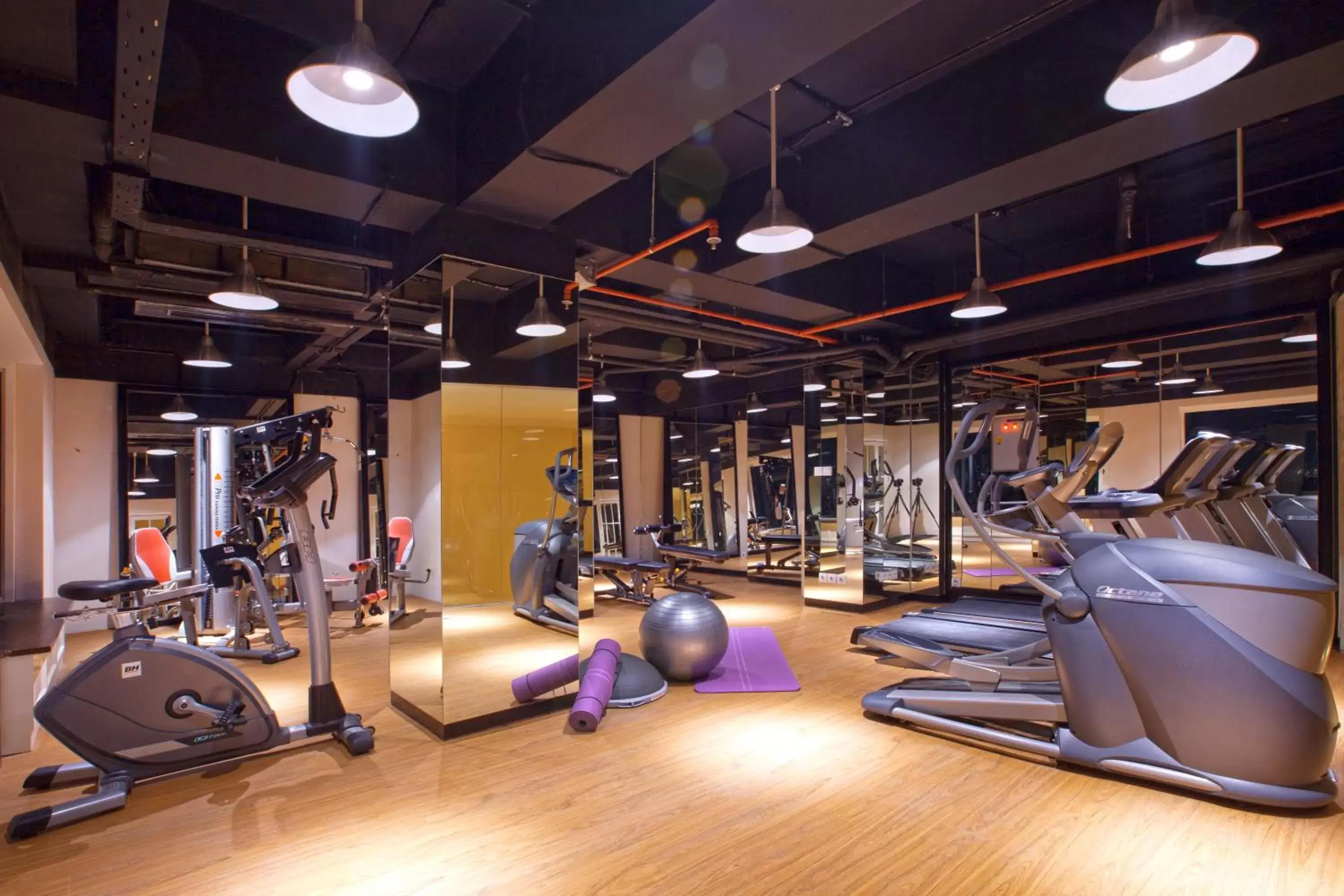 Fitness centre/facilities in De Paviljoen Bandung