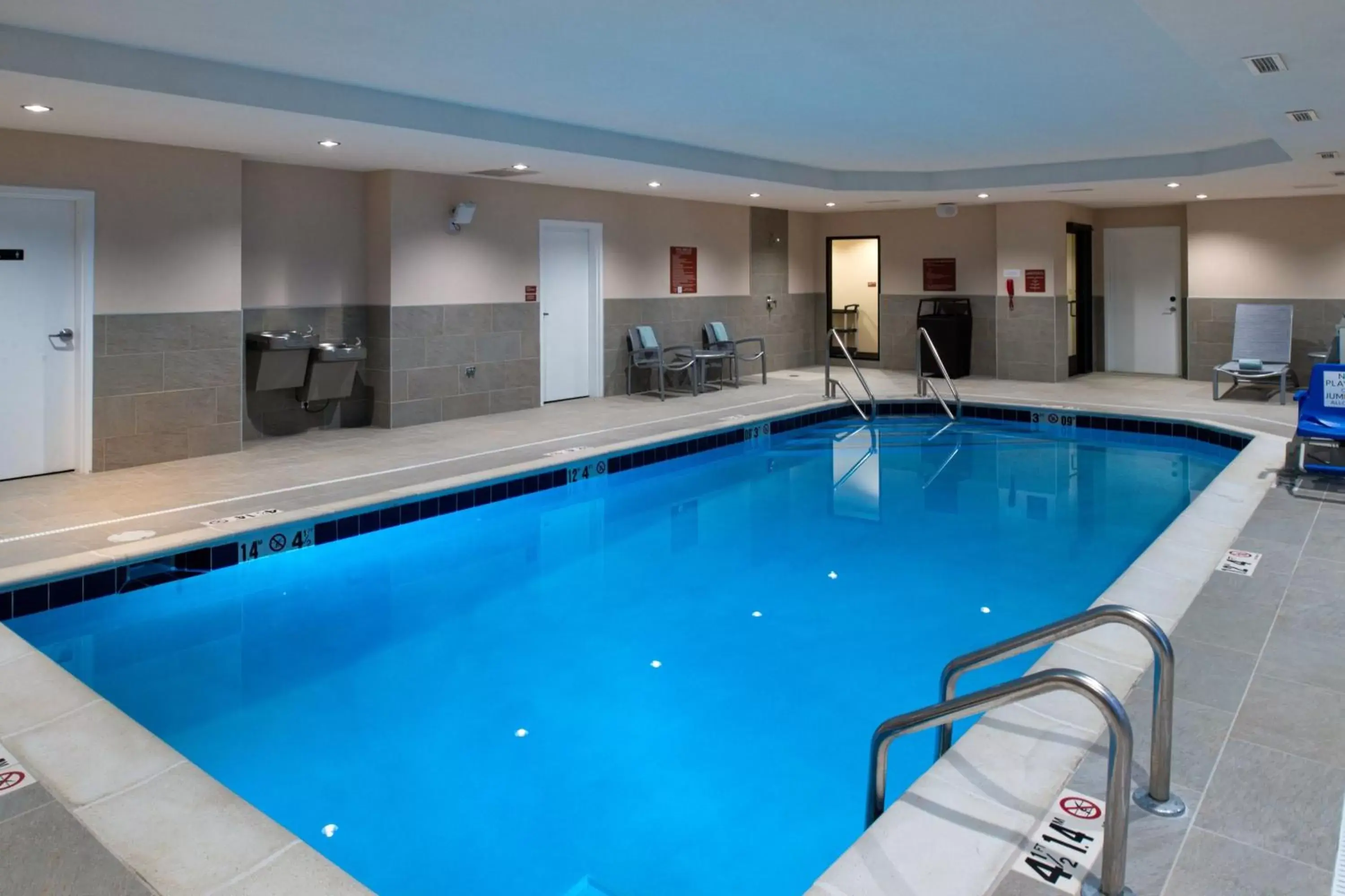 Swimming Pool in TownePlace Suites by Marriott Detroit Belleville