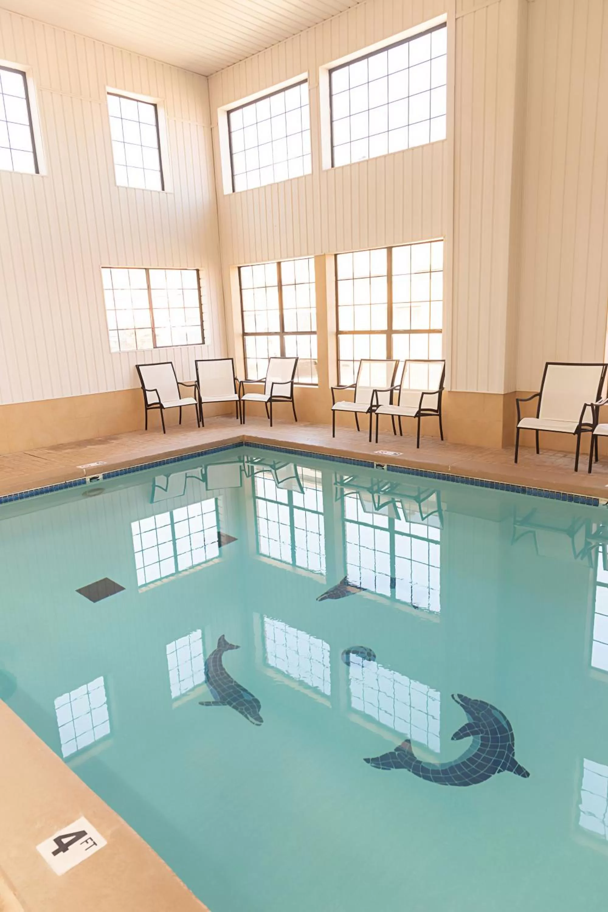 Swimming pool in Days Inn by Wyndham Oklahoma City