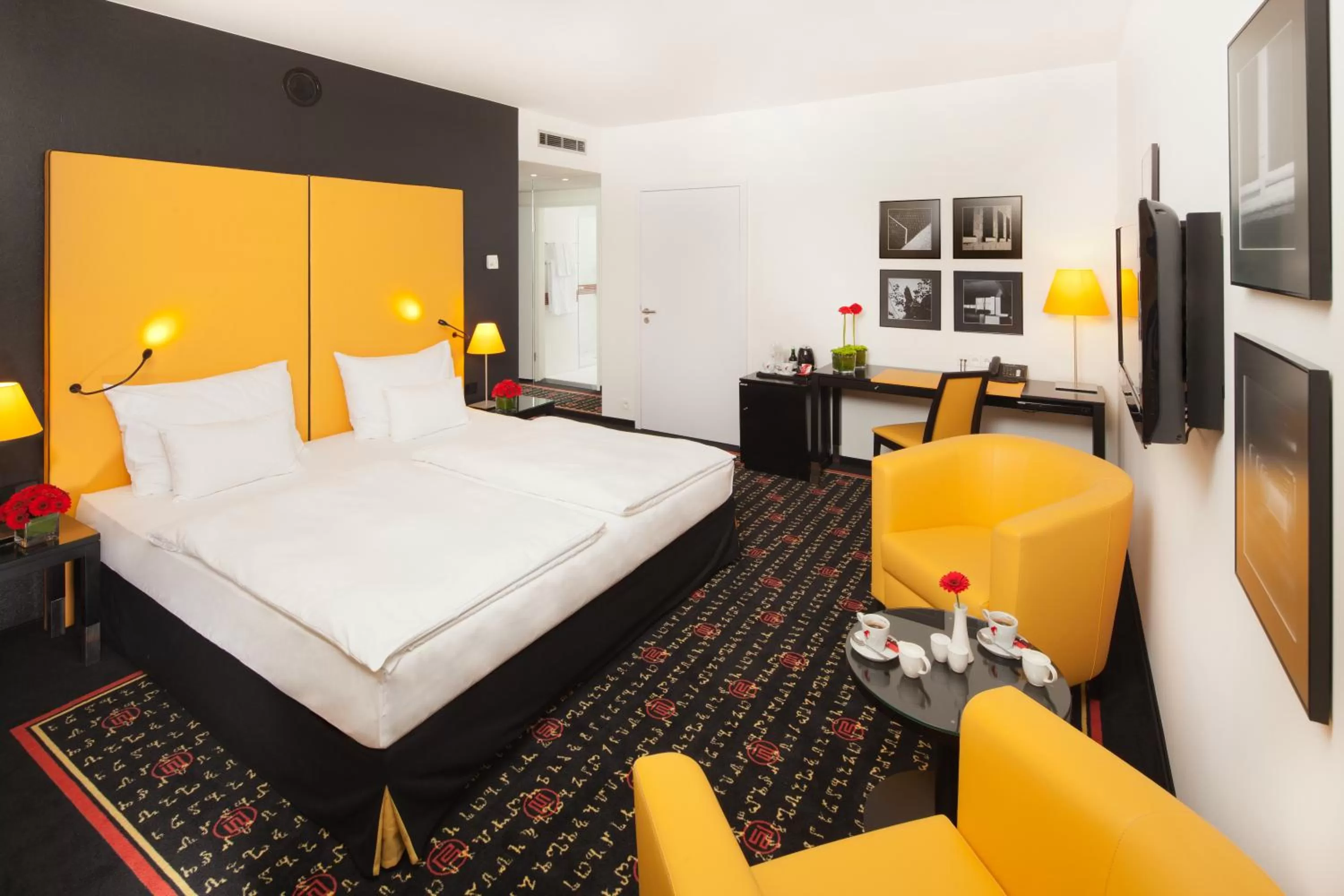 Photo of the whole room, Bed in Vienna House Easy by Wyndham Katowice