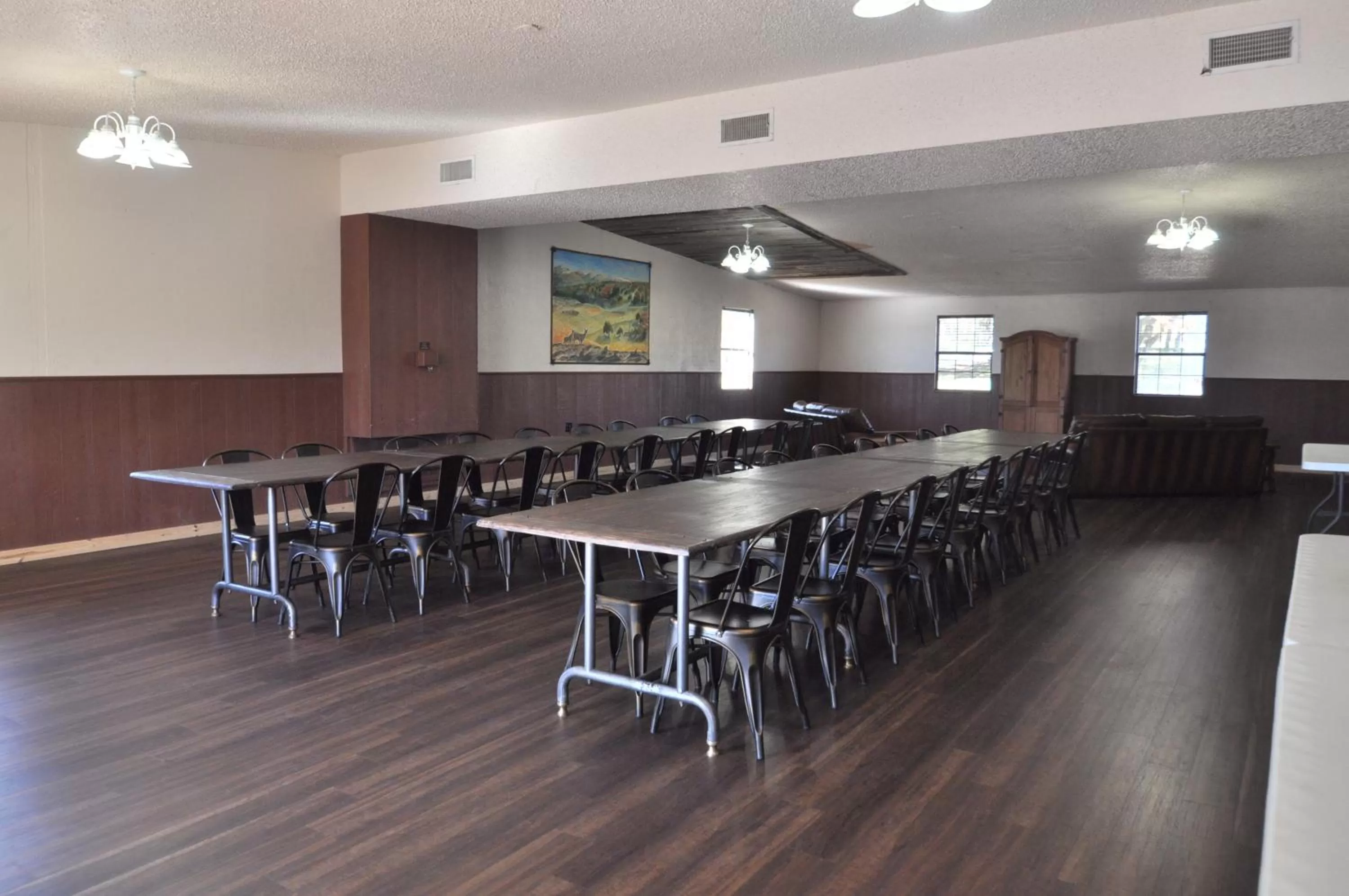 Living room in 7A Ranch