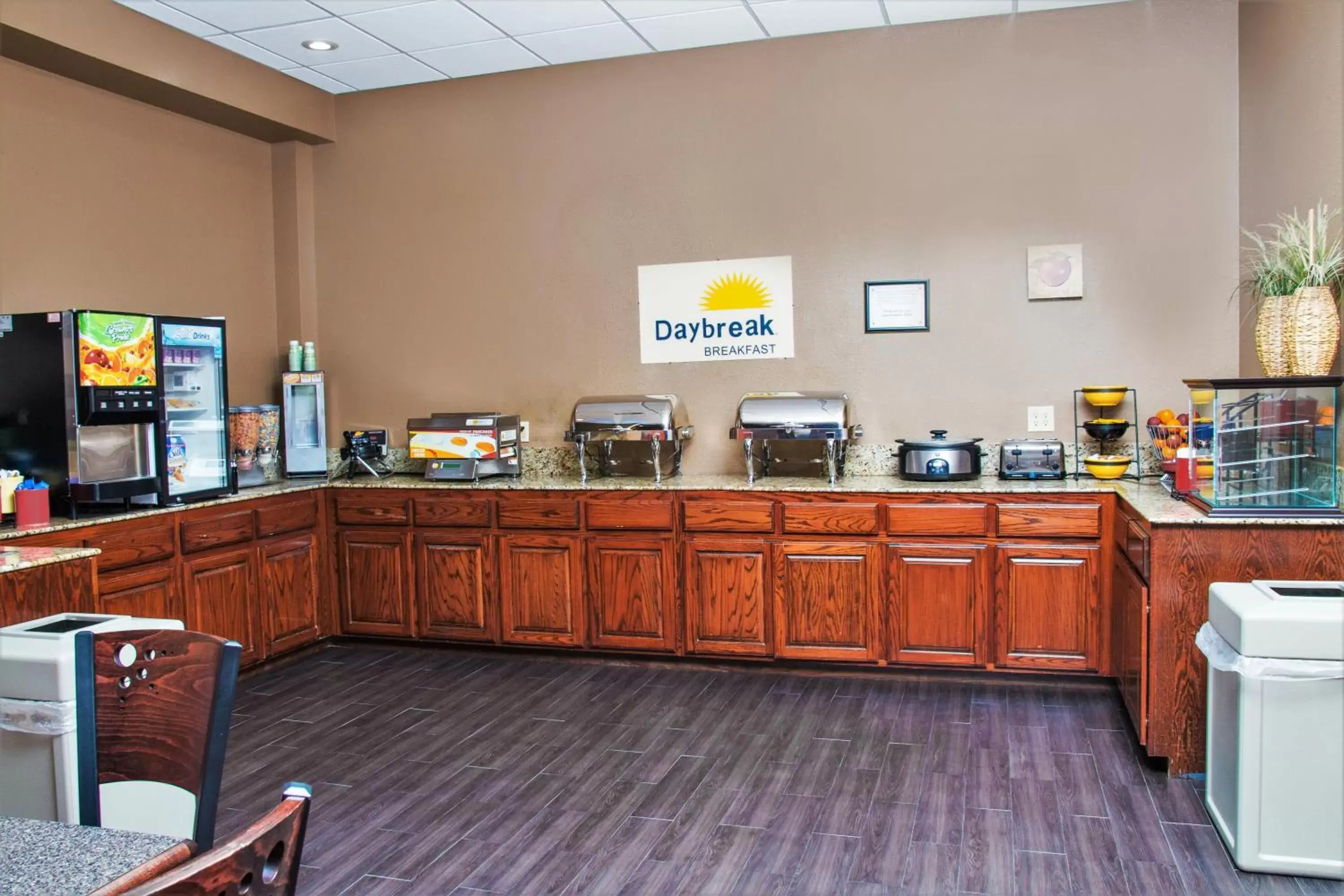 Restaurant/places to eat in Days Inn by Wyndham Joplin Restaurant/places to eat in Days Inn by Wyndham Joplin