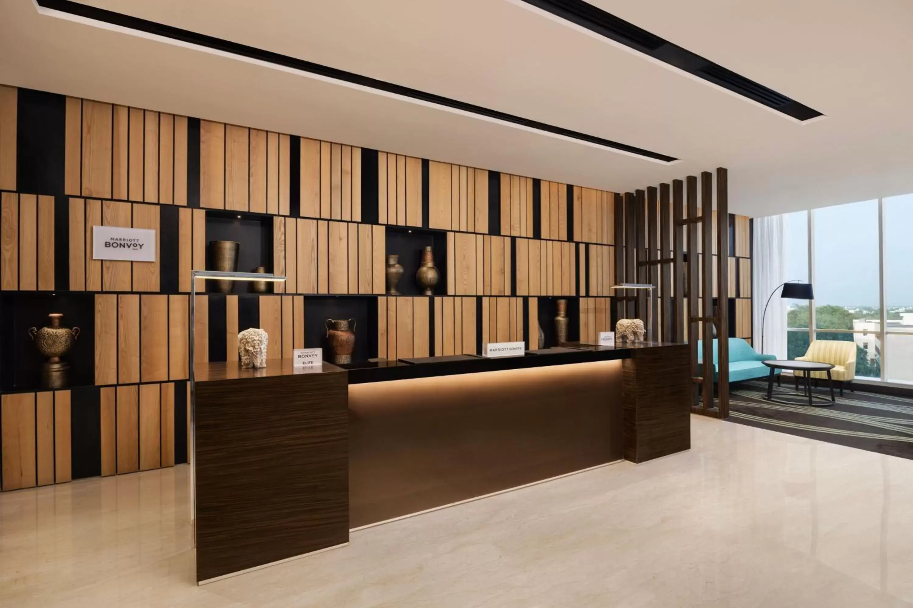 Lobby or reception in Fairfield by Marriott Agra