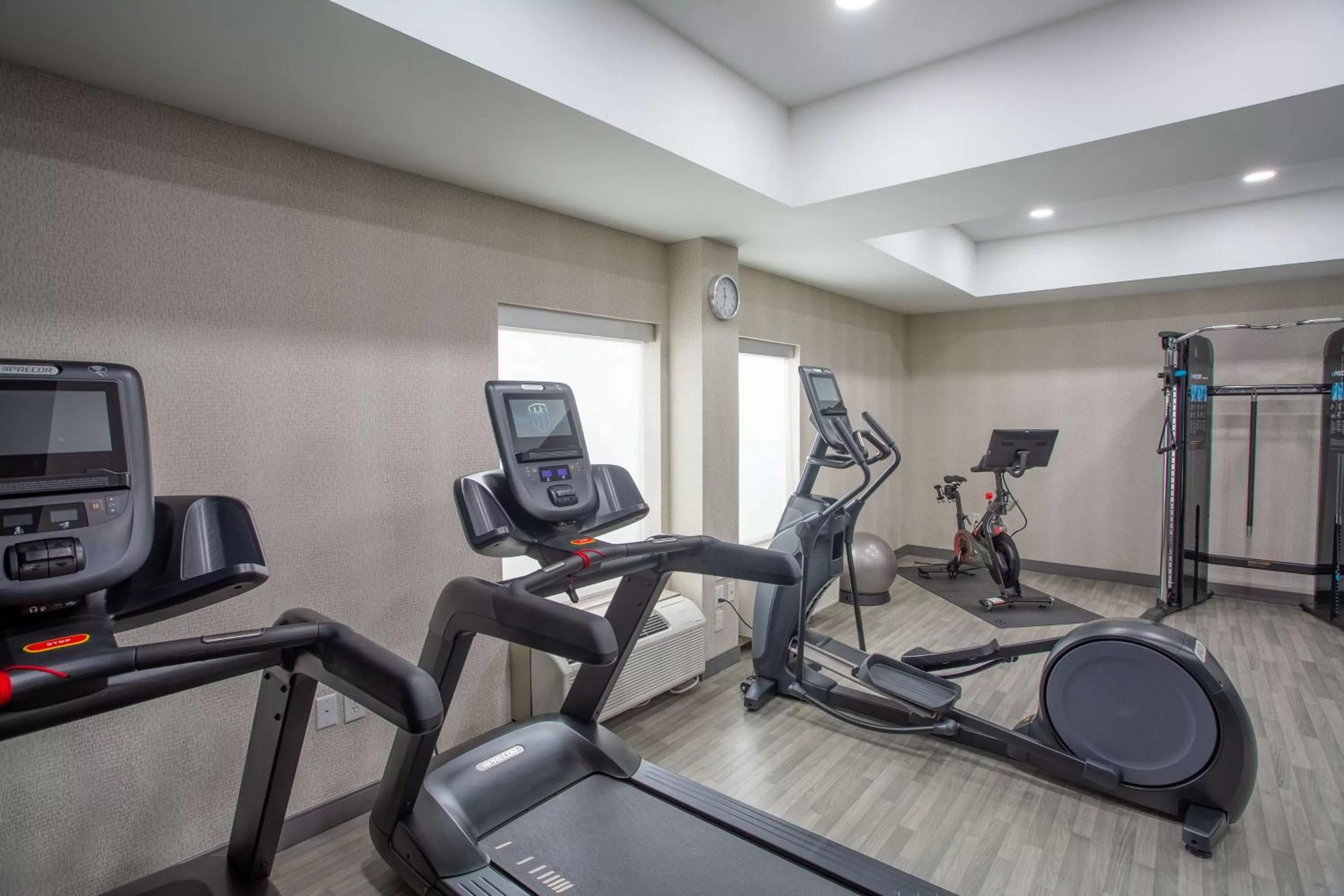 Fitness centre/facilities in Hampton Inn Springfield