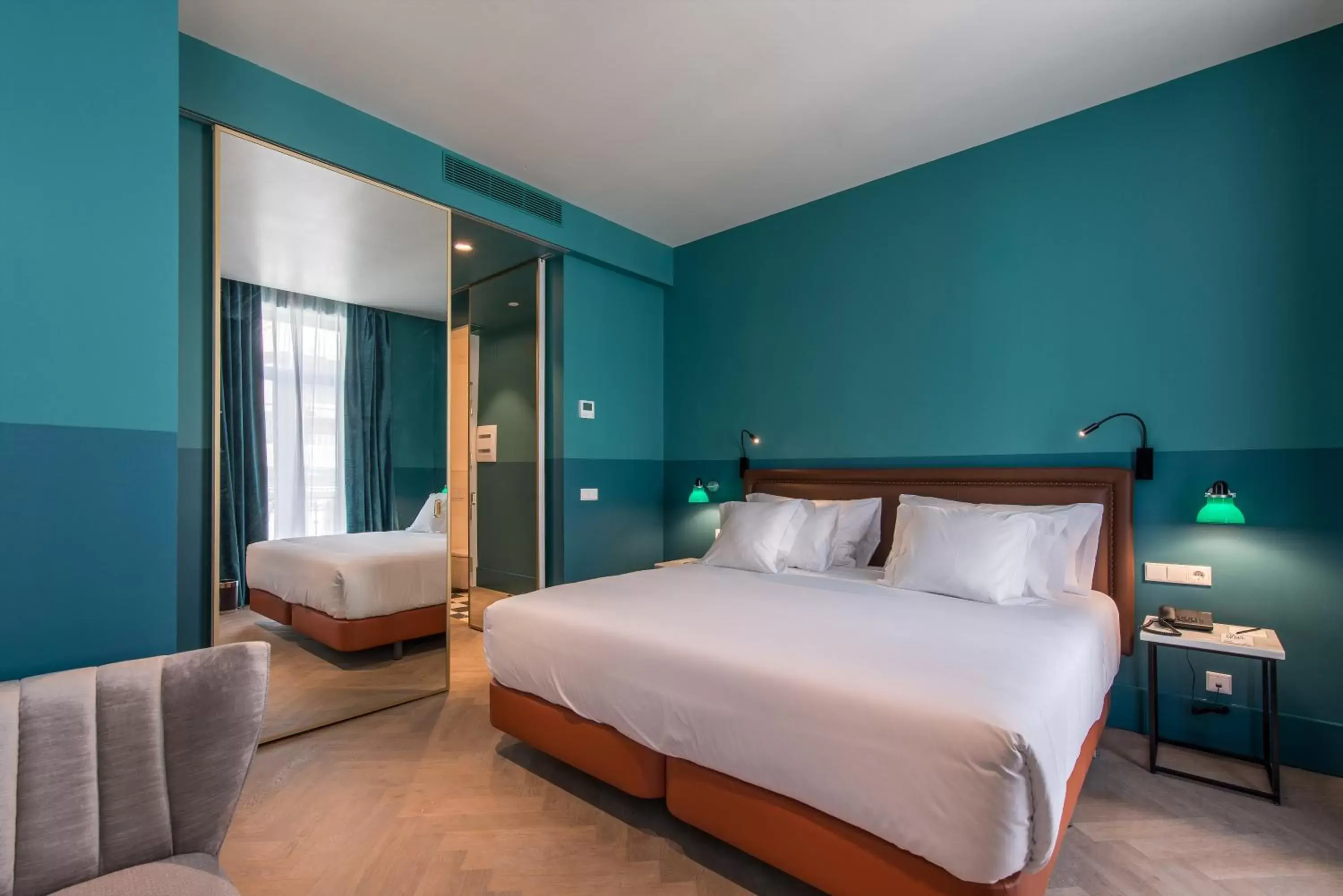Deluxe Double or Twin Room in Vincci The Mint Deluxe Double or Twin Room in Vincci The Mint