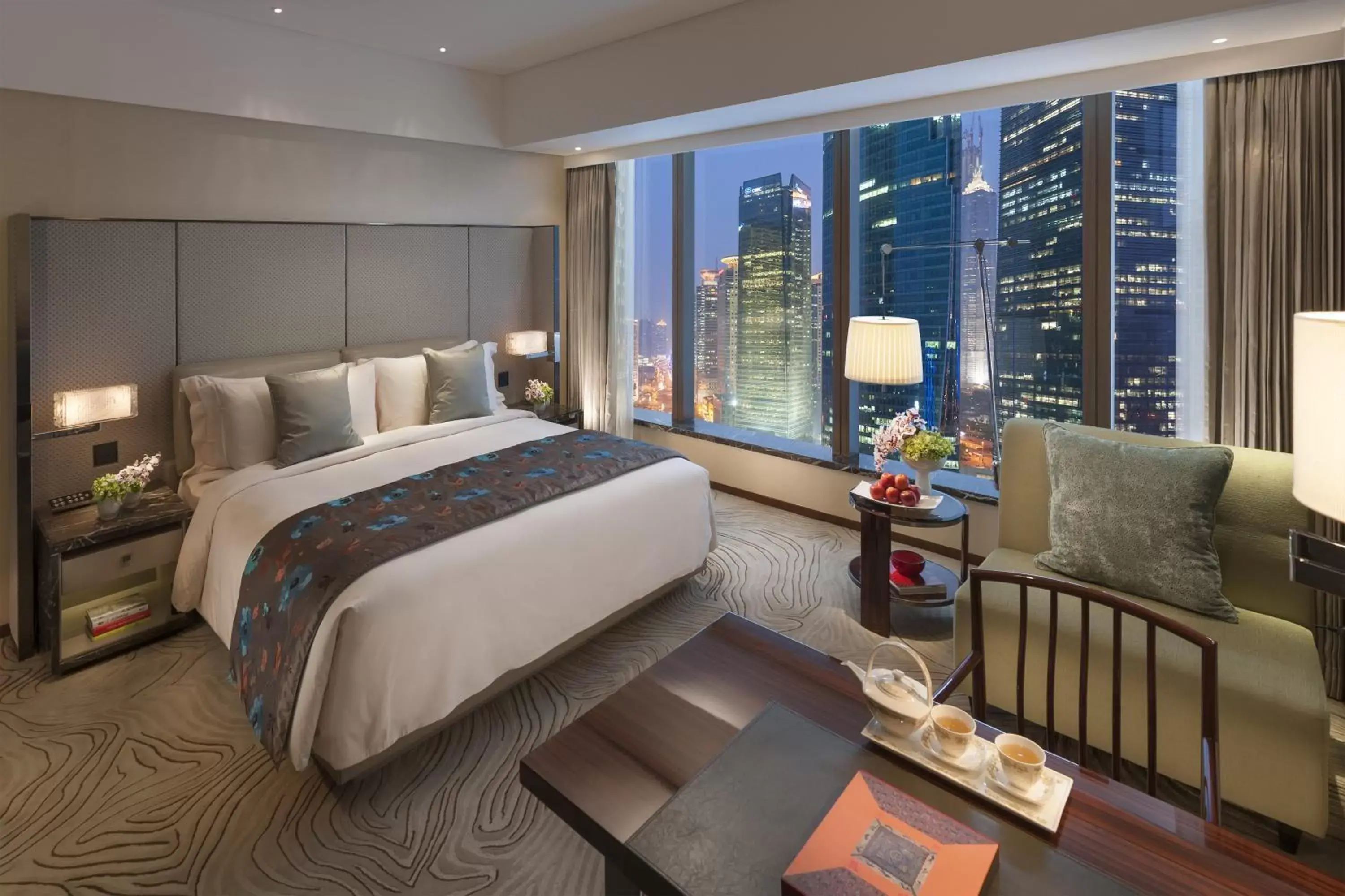 Bedroom in Mandarin Oriental Pudong, Shanghai