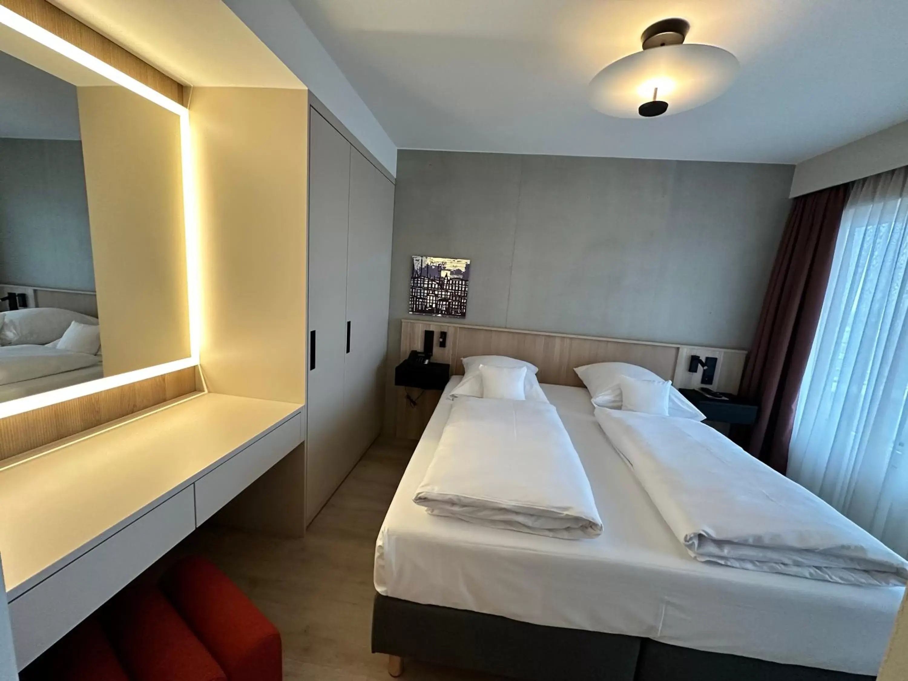 Bed in Apartment-Hotel Hamburg Mitte