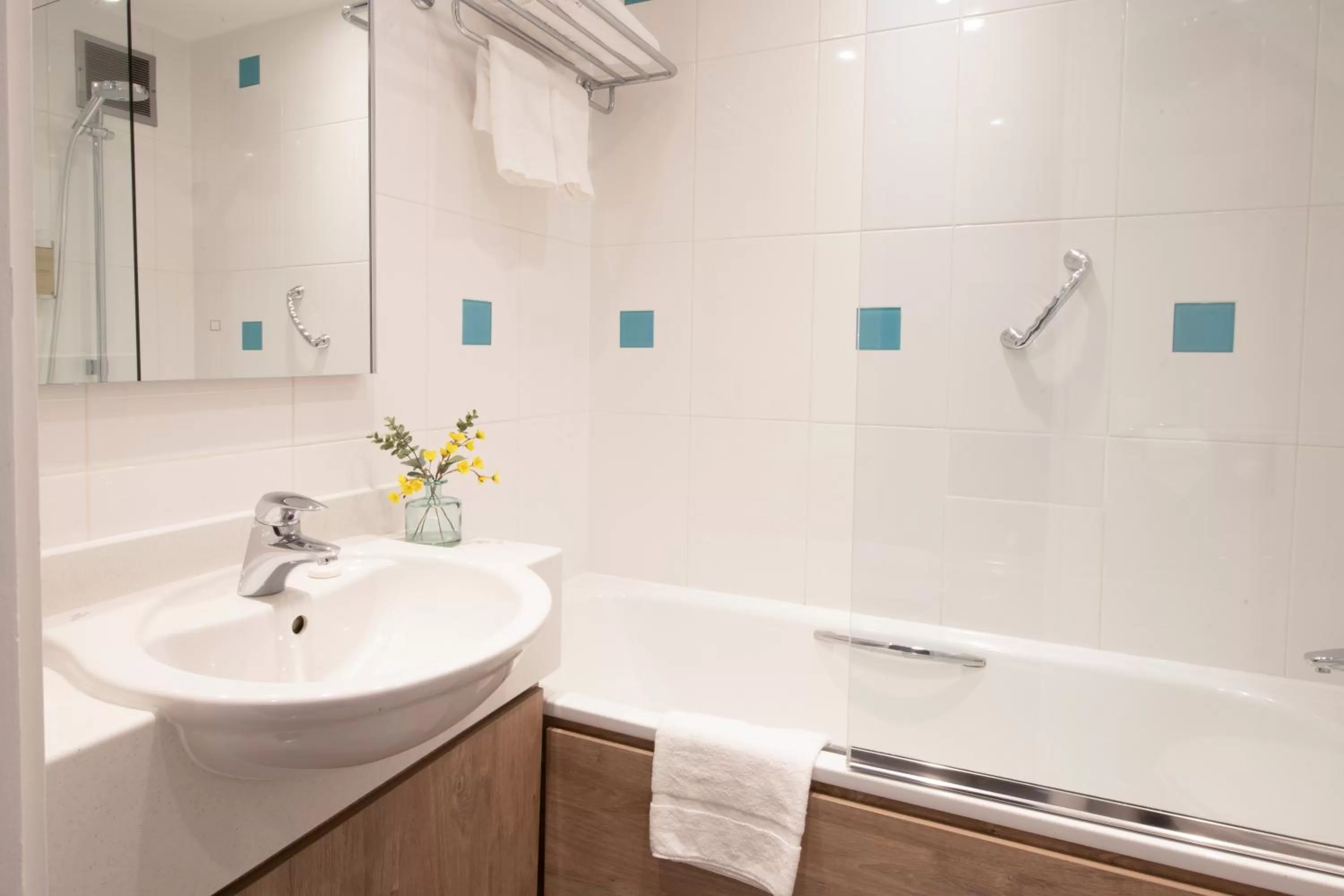 Bathroom in Horwood House Hotel