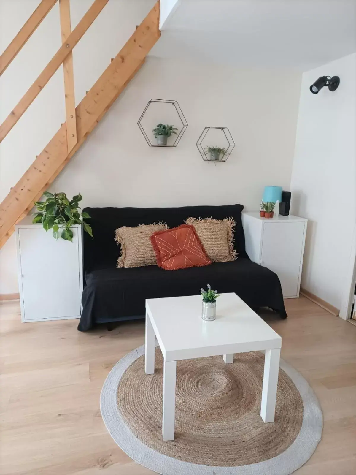 Seating Area in Duplex à la gare du Mans