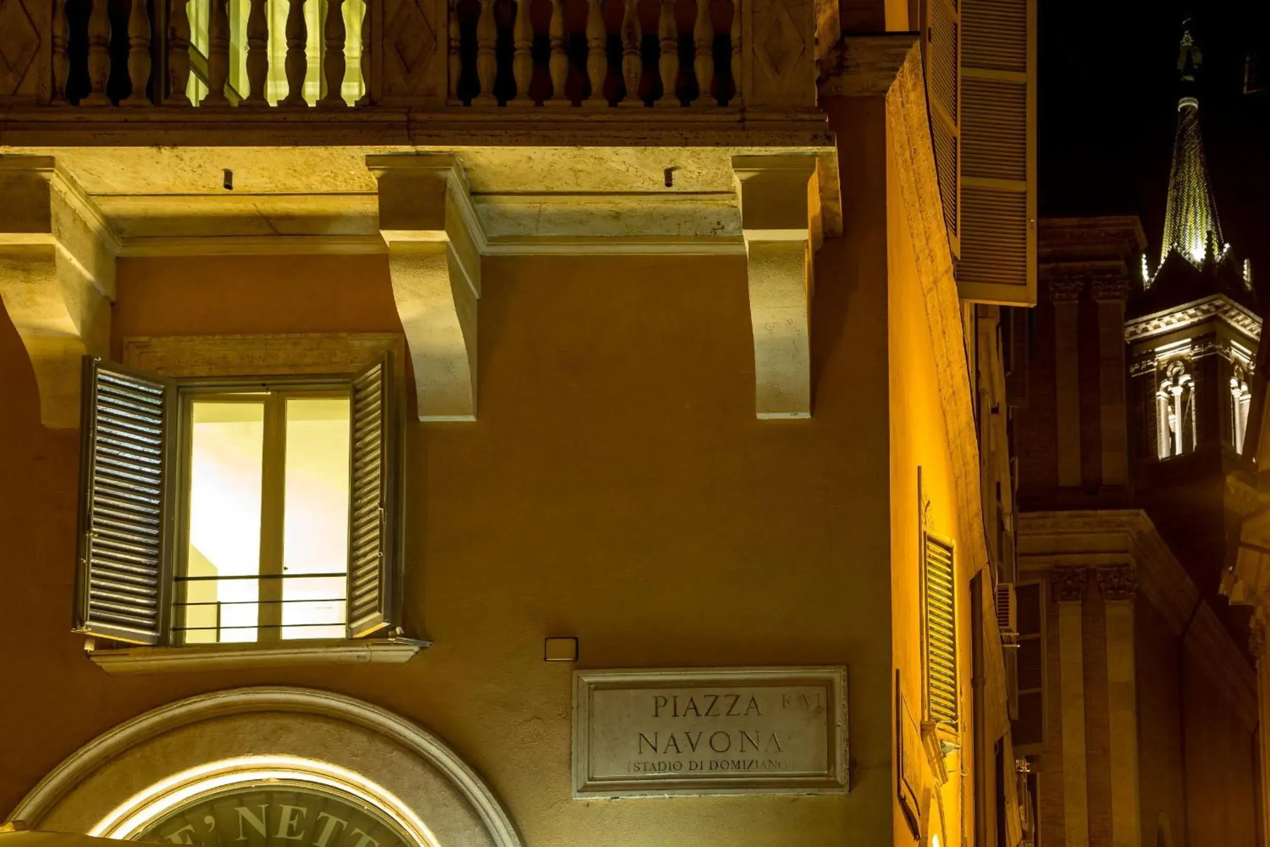 Facade/entrance, Property Building in Palazzo De Cupis - Suites and View