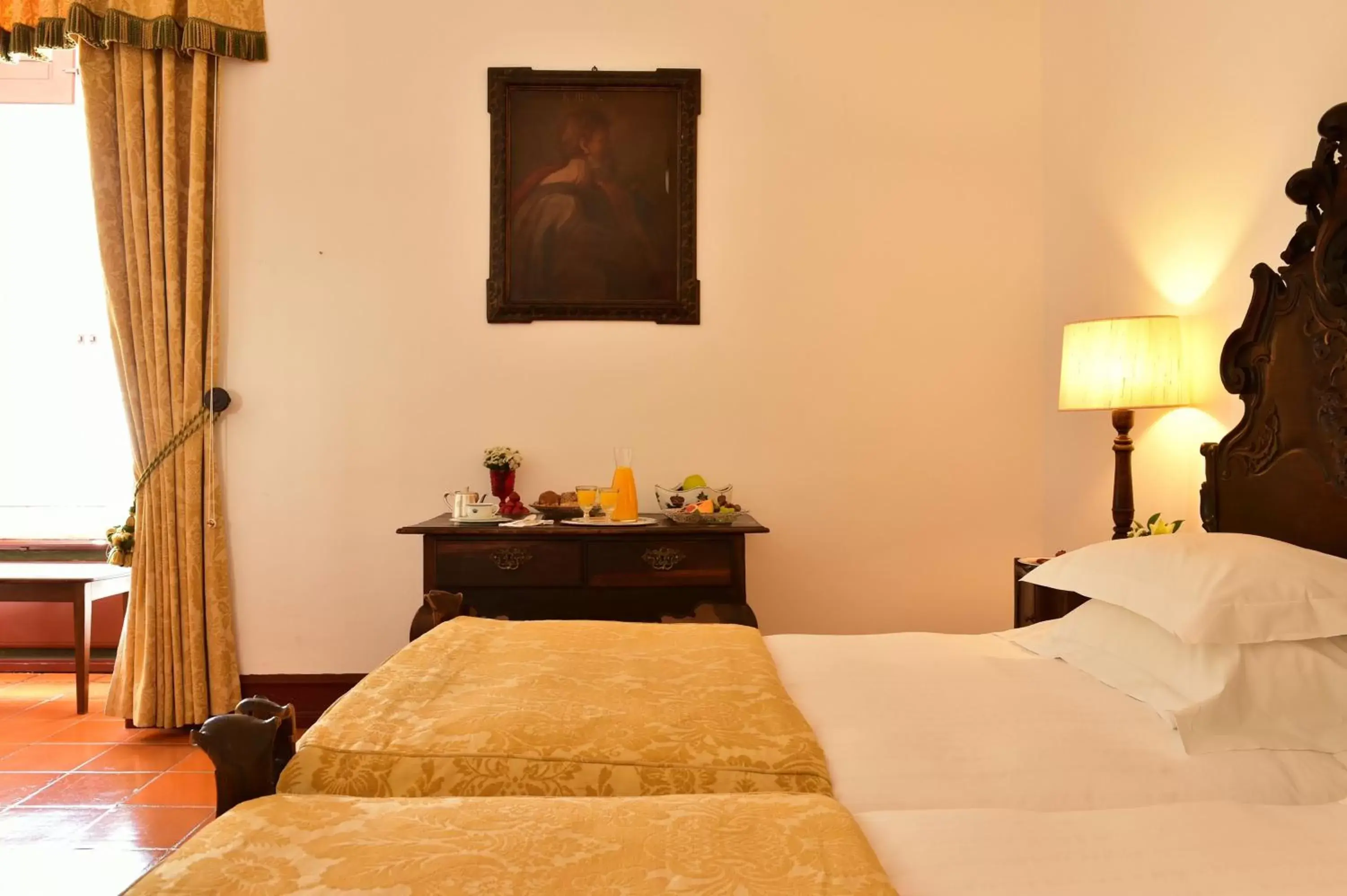 Photo of the whole room, Bed in Pousada Castelo de Estremoz