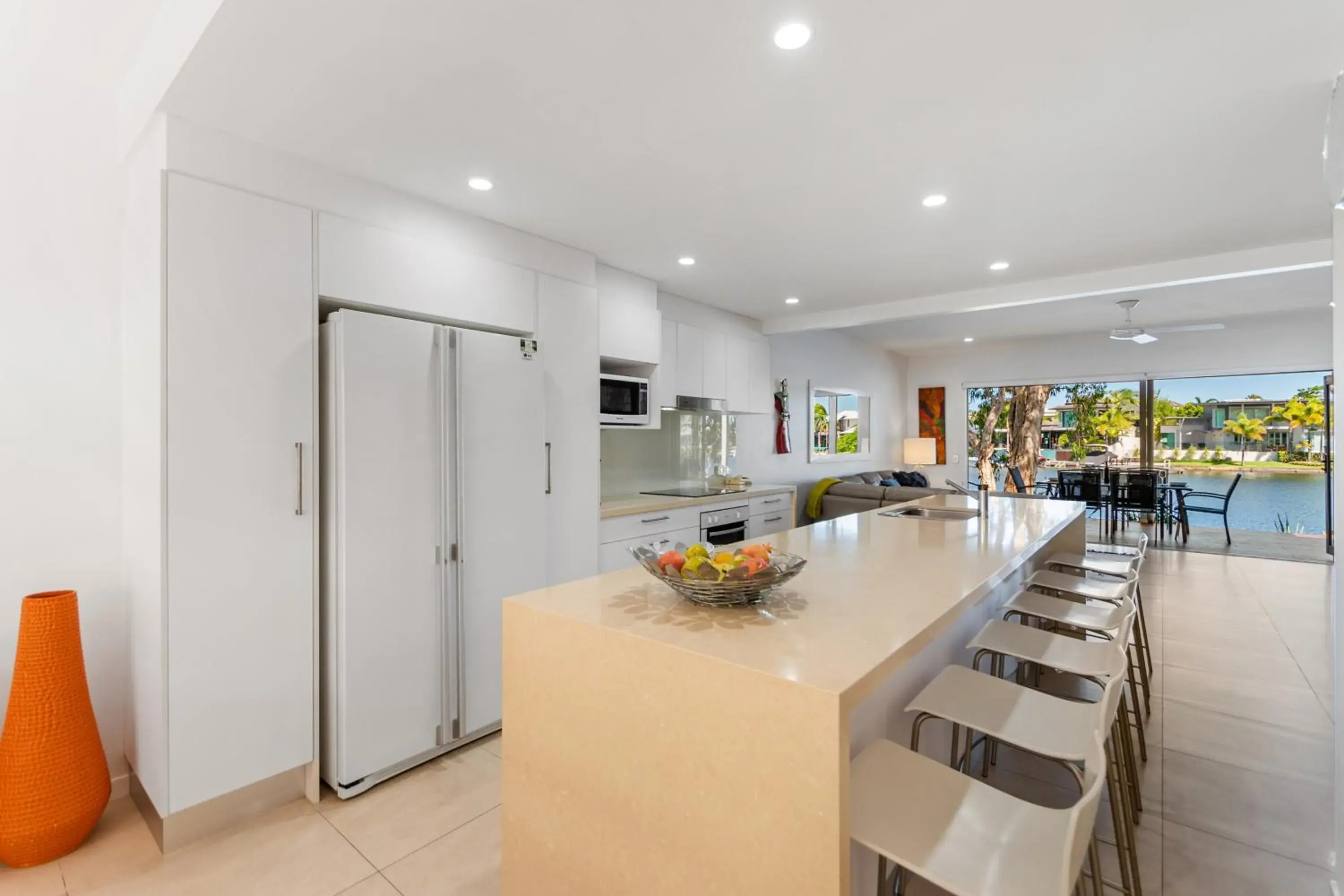 Kitchen/Kitchenette in Noosa Entrance Waterfront Resort