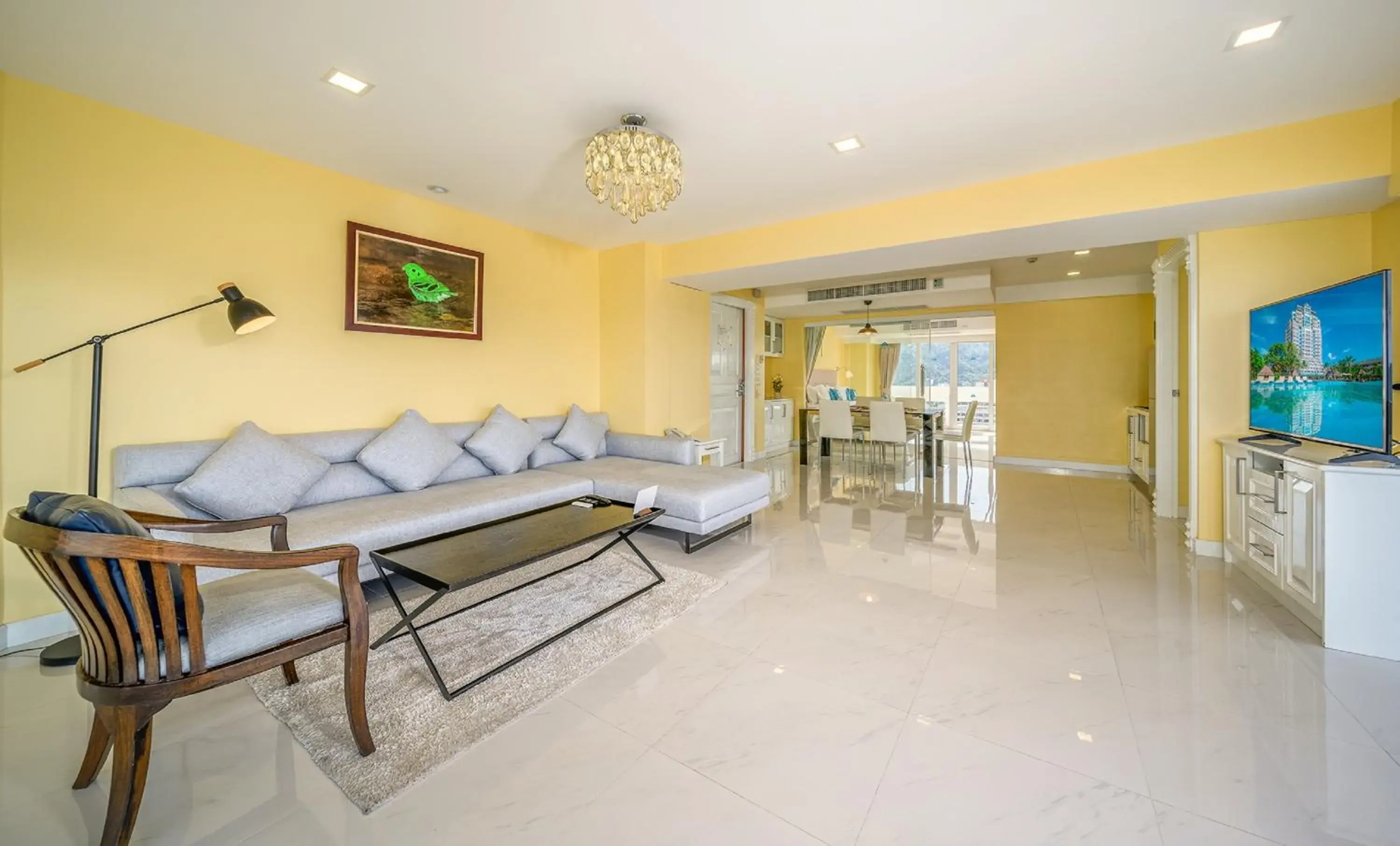 Living room in Andaman Beach Suites Hotel, Patong Phuket Living room in Andaman Beach Suites Hotel, Patong Phuket