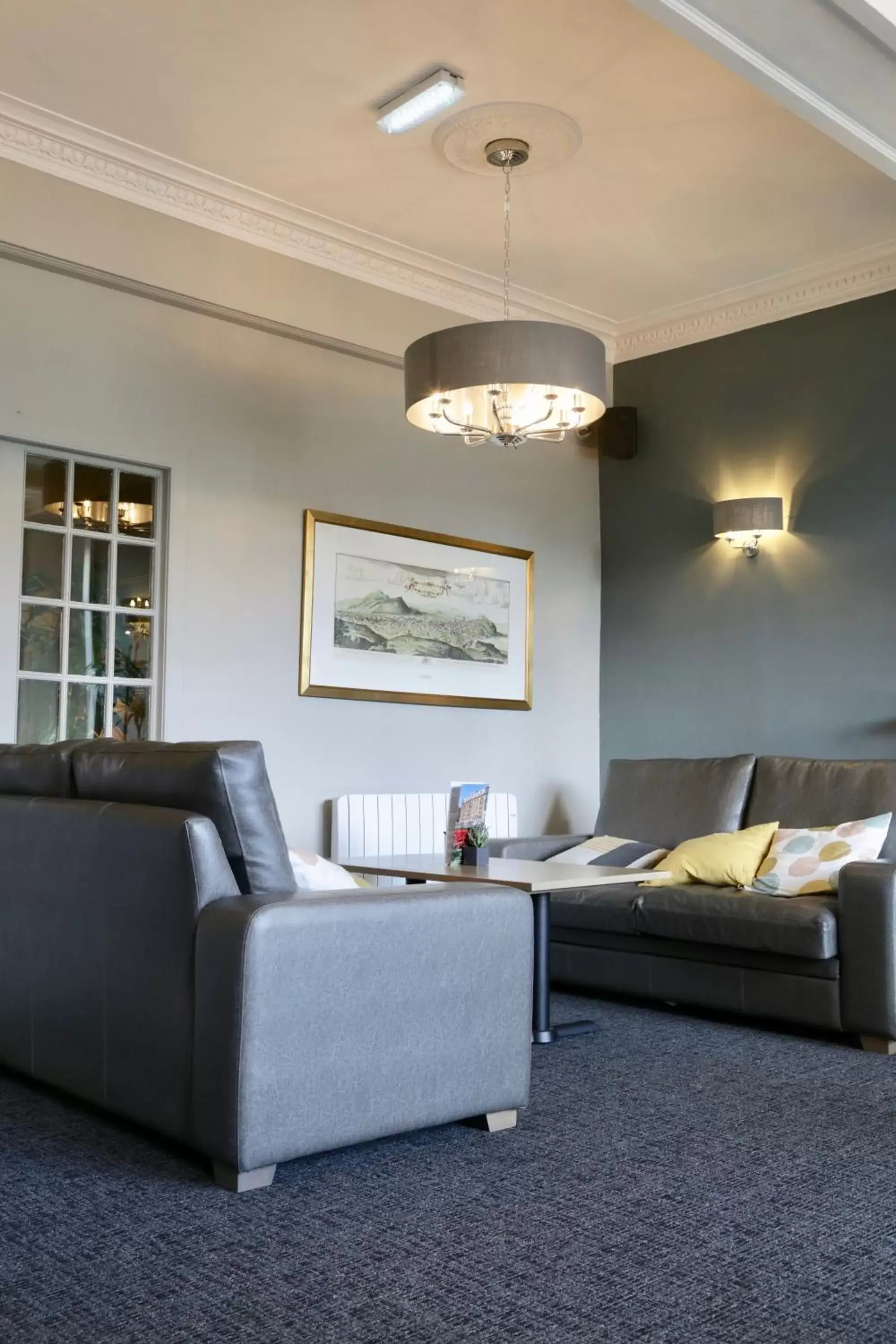 Lounge or bar, Seating Area in Old Waverley Hotel