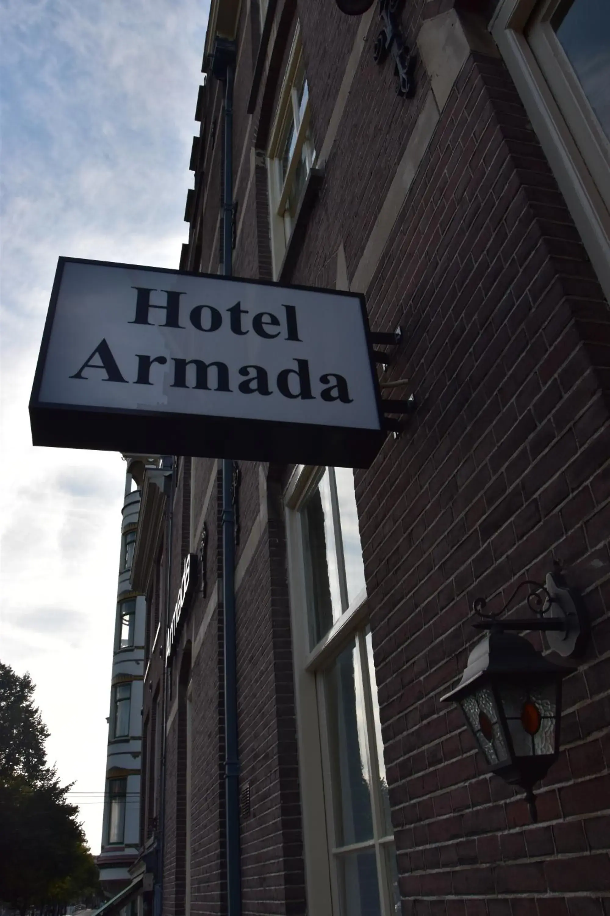 Facade/entrance, Logo/Certificate/Sign/Award in Ozo Hotels Armada Amsterdam