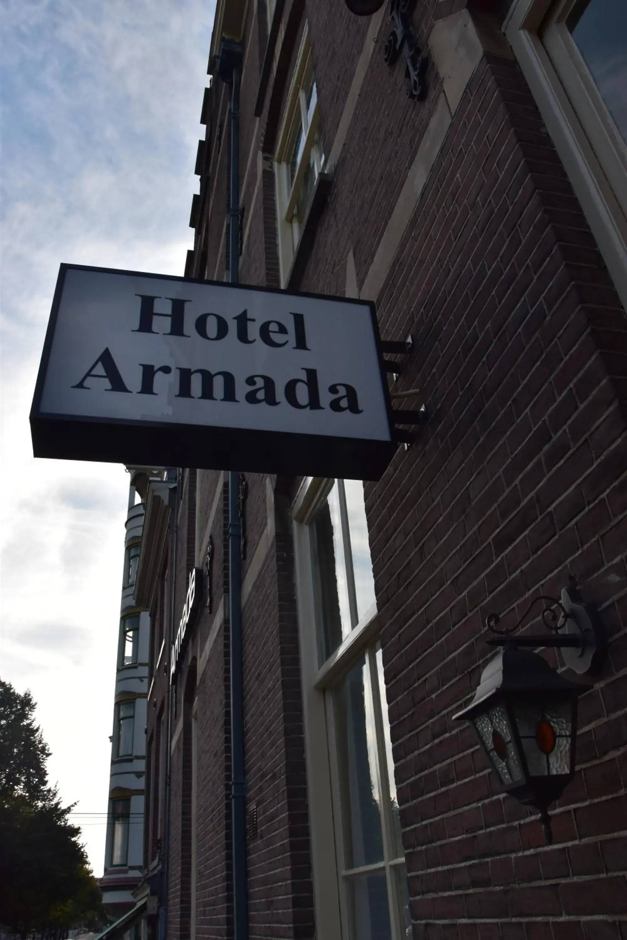 Facade/entrance in OZO Hotels Armada Amsterdam Facade/entrance in OZO Hotels Armada Amsterdam