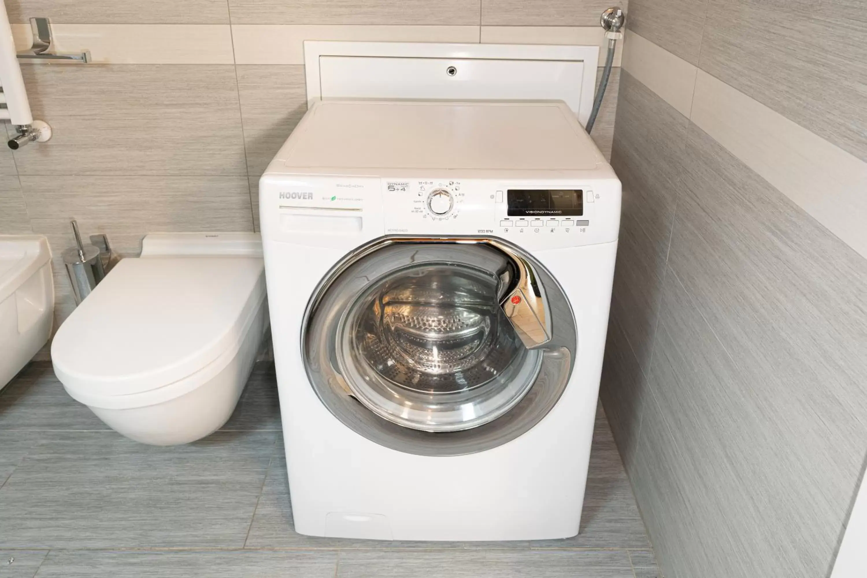 washing machine, Bathroom in Ca' Degli Antichi Giardini Apartments