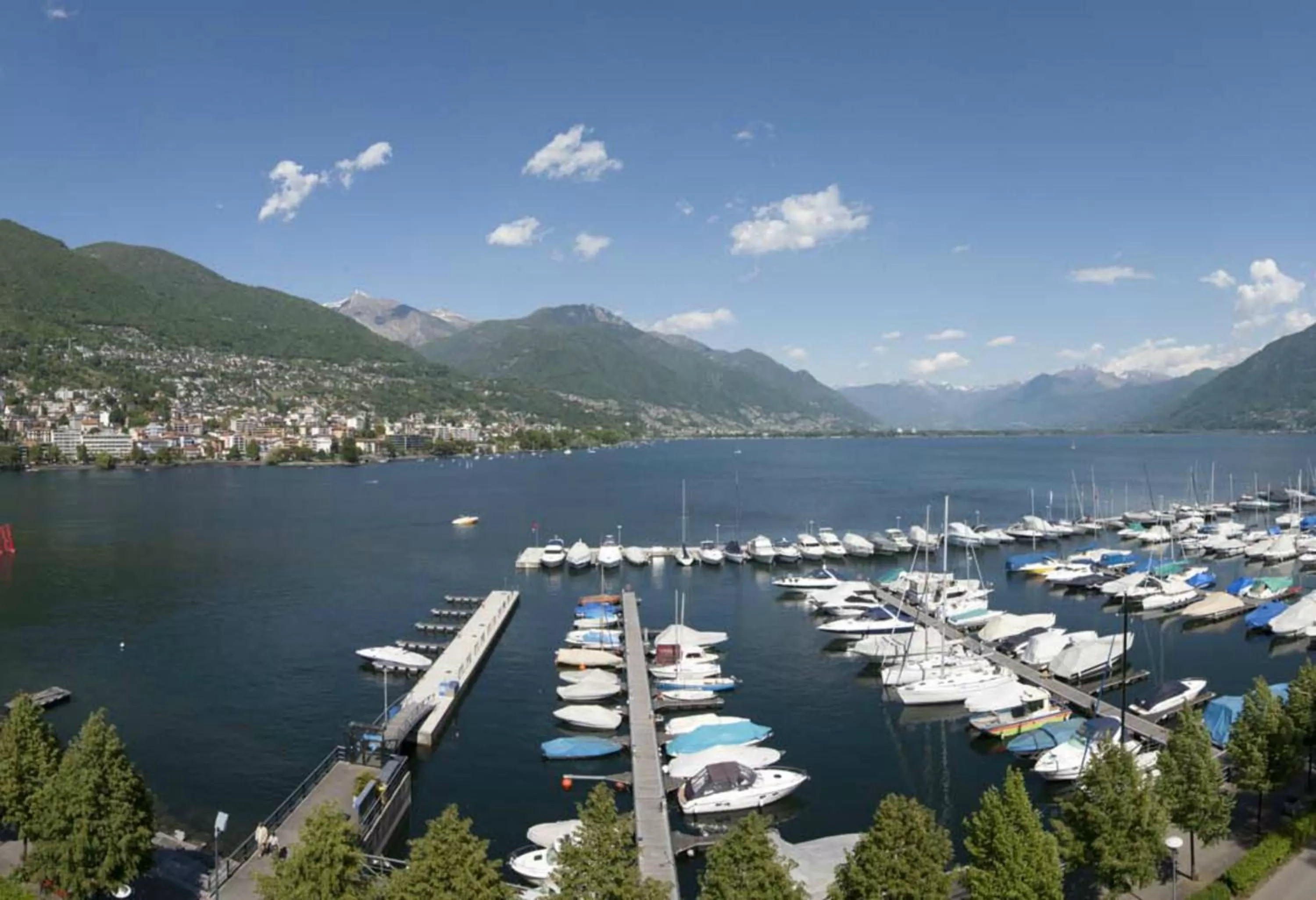 Bird's eye view in Aparthotel Al Lago