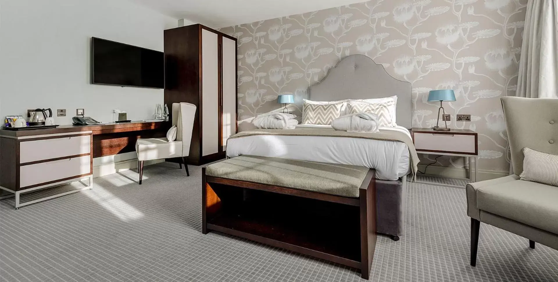 Bed in Edgbaston Park Hotel Birmingham