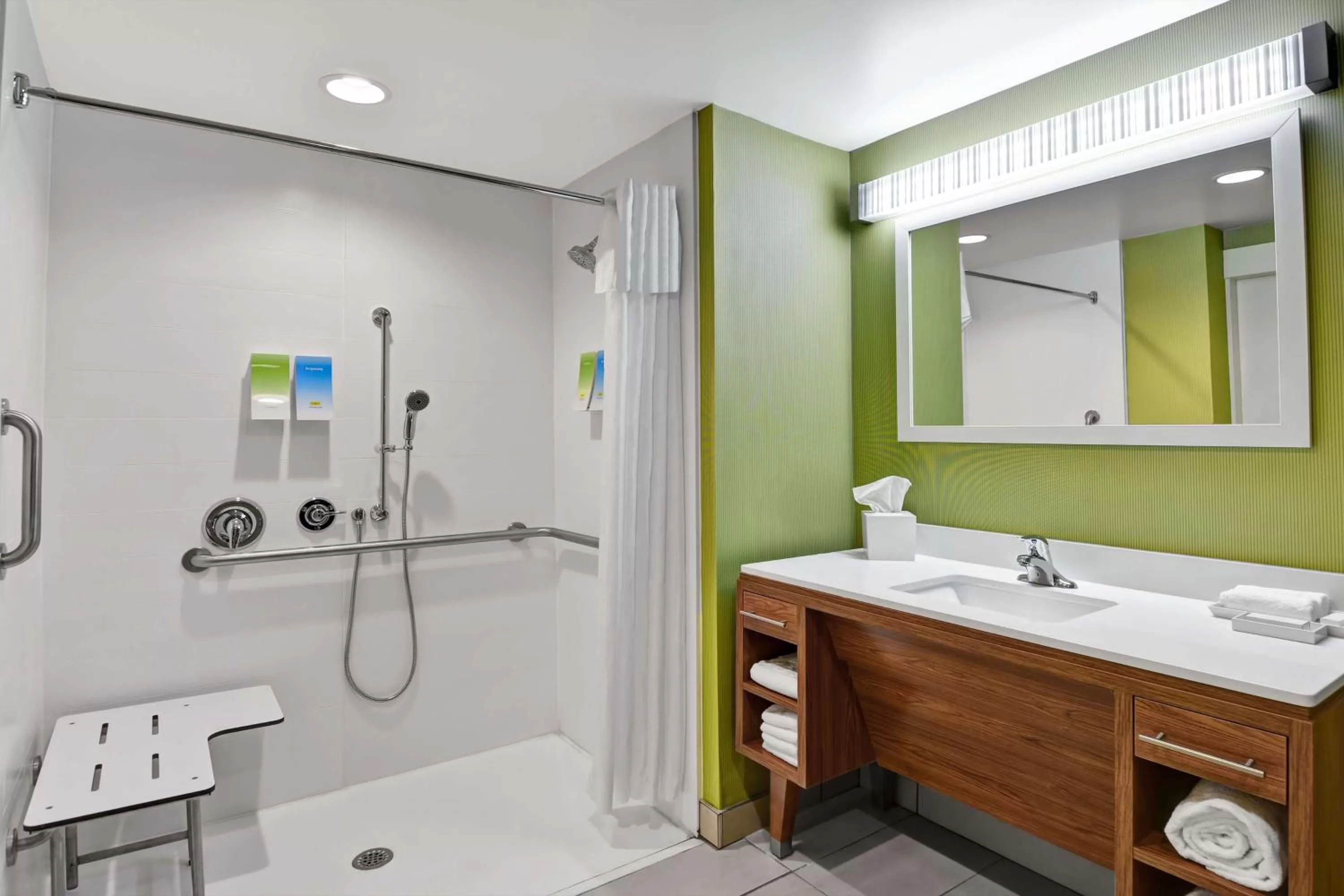 Bathroom in Home2 Suites By Hilton Summerville