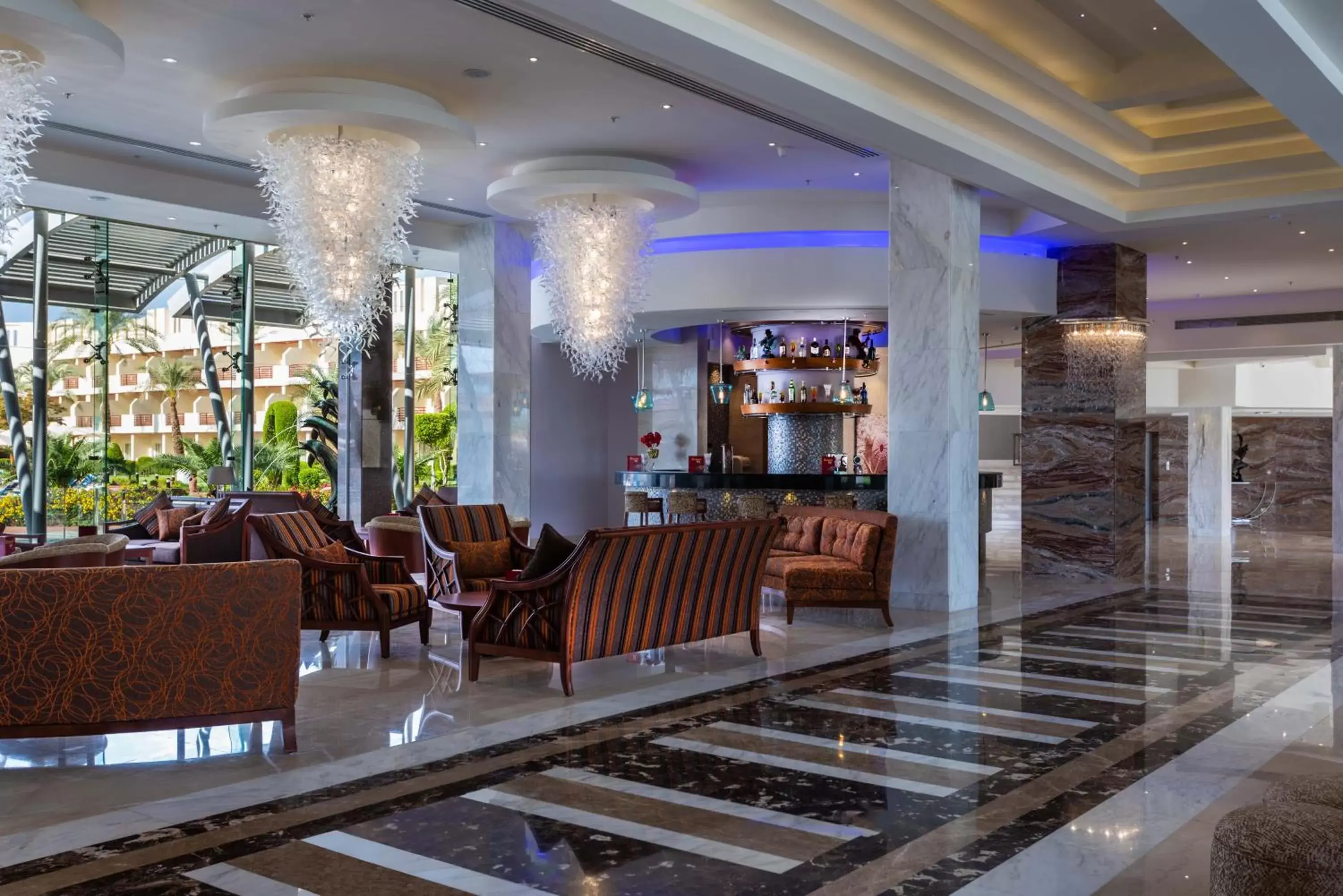 Lobby or reception, Lounge/Bar in Xperience Kiroseiz Parkland