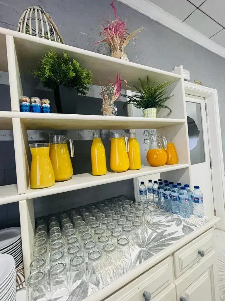 Twin Room with Terrace in Hotel Xunca Blanca Twin Room with Terrace in Hotel Xunca Blanca